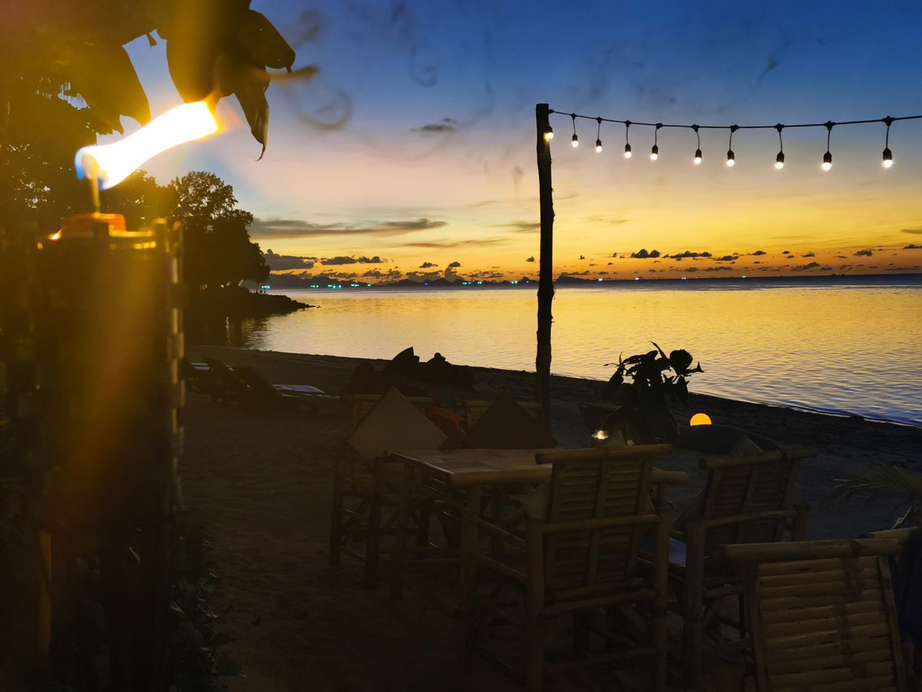 Coco Sunset Beach - Image 4
