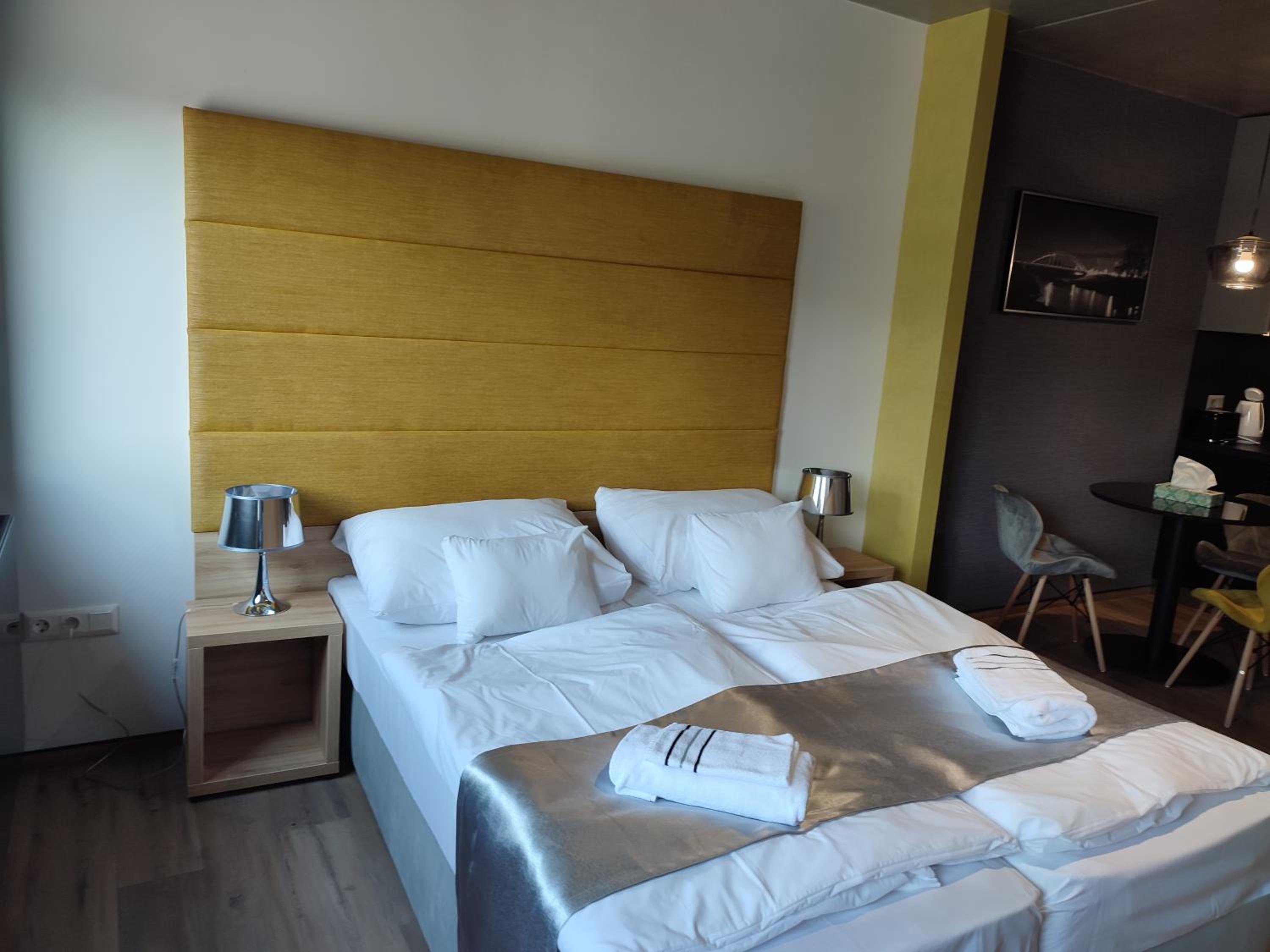 OPÁL Residence Apartman view 2
