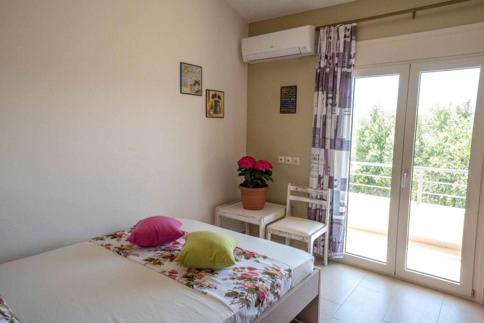 Luxury Villa Marilena view 5
