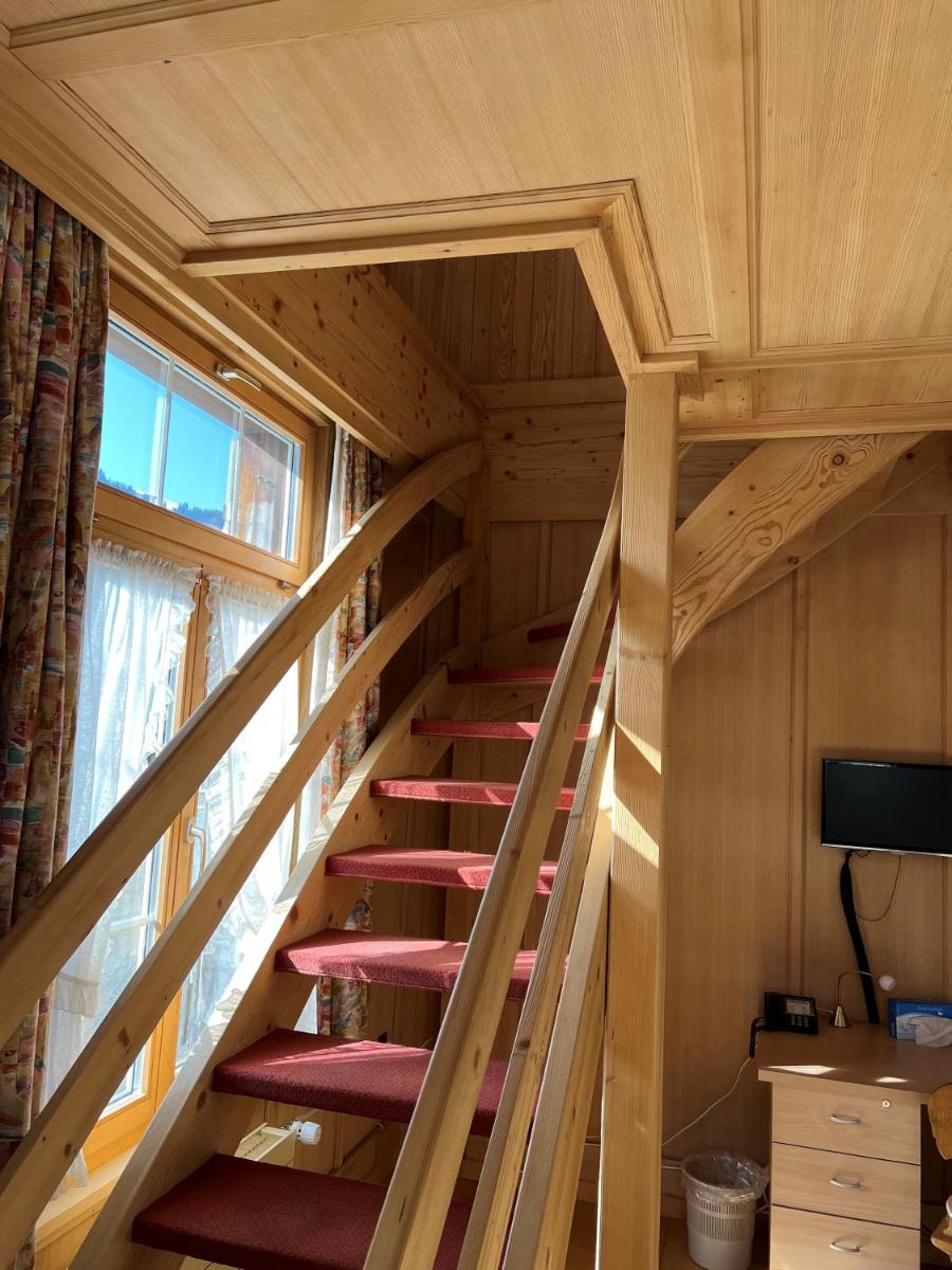Hotel Saanerhof