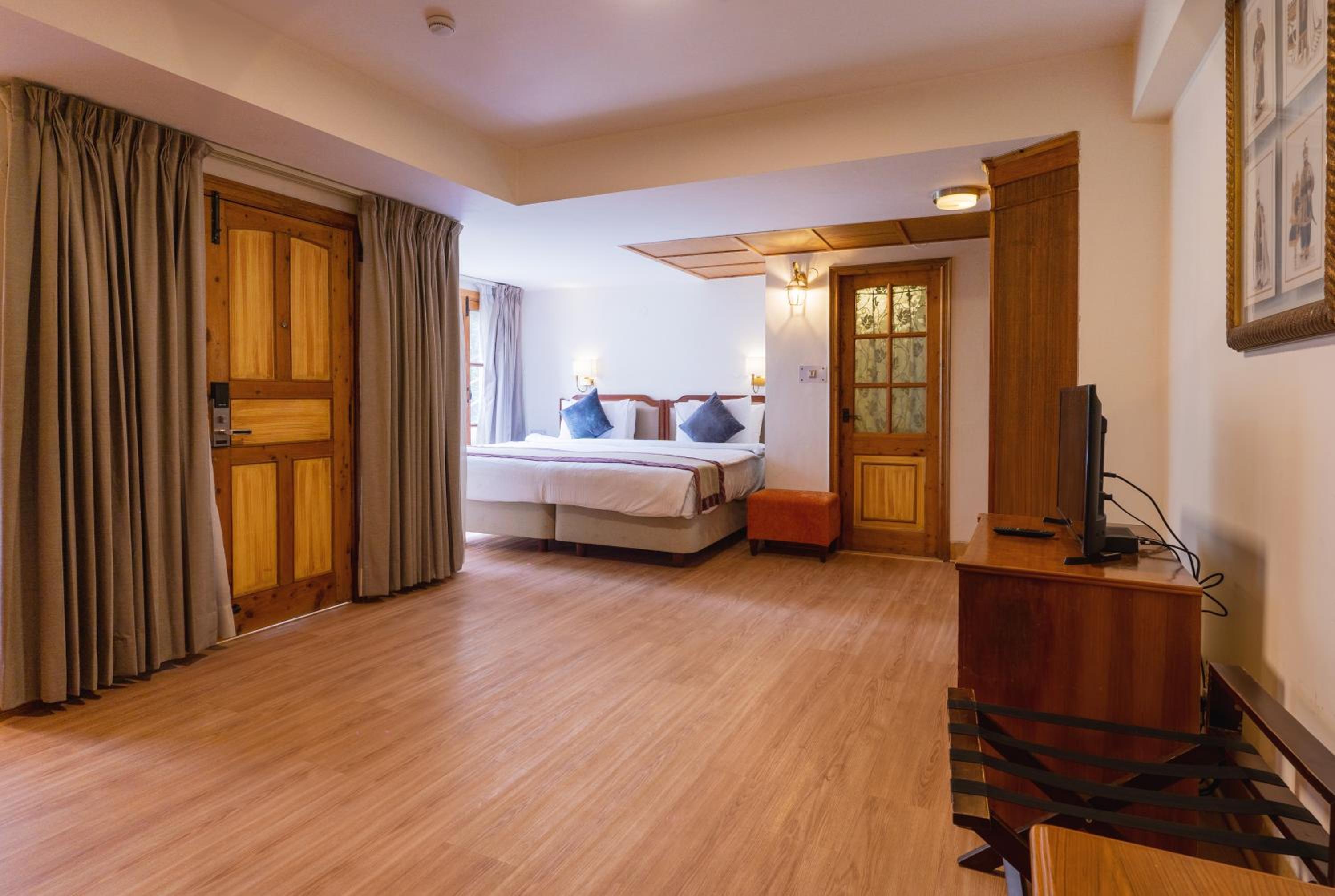 Marigold Sarovar Portico Shimla with Heated pool and AC Rooms-A Resort cottage and SPA Marigold Sarovar Portico Shimla with Heated pool and AC Rooms-A Resort cottage and SPA