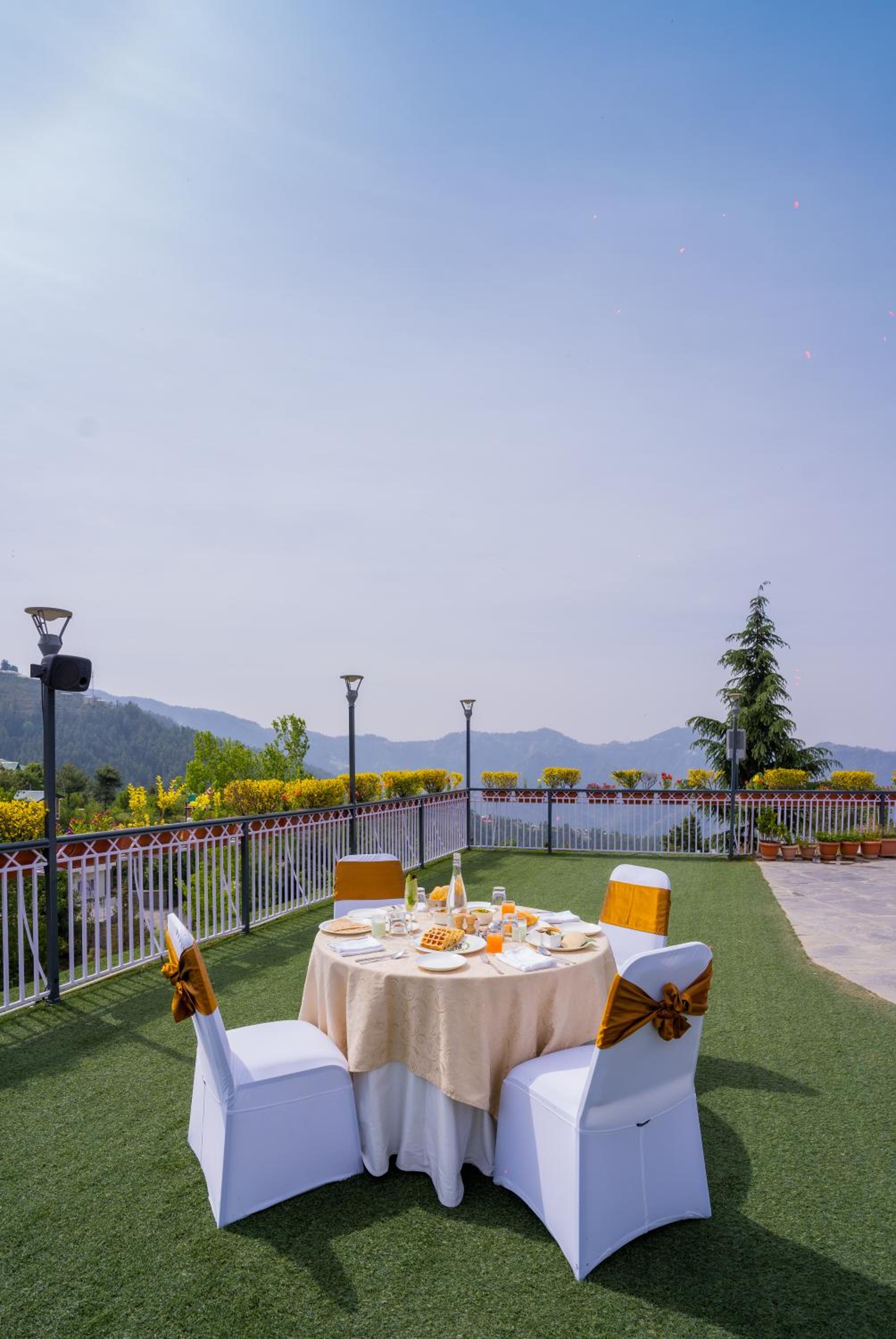 Marigold Sarovar Portico Shimla with Heated pool and AC Rooms-A Resort cottage and SPA Marigold Sarovar Portico Shimla with Heated pool and AC Rooms-A Resort cottage and SPA
