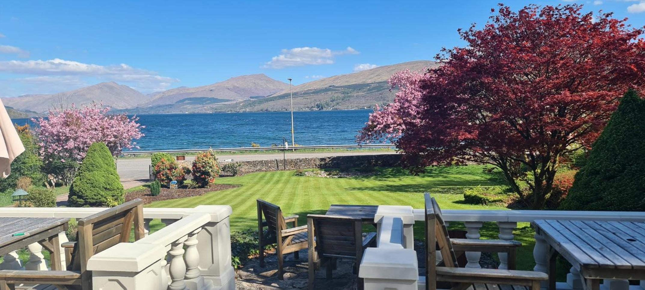 CREAG DHUBH COUNTRY HOUSE