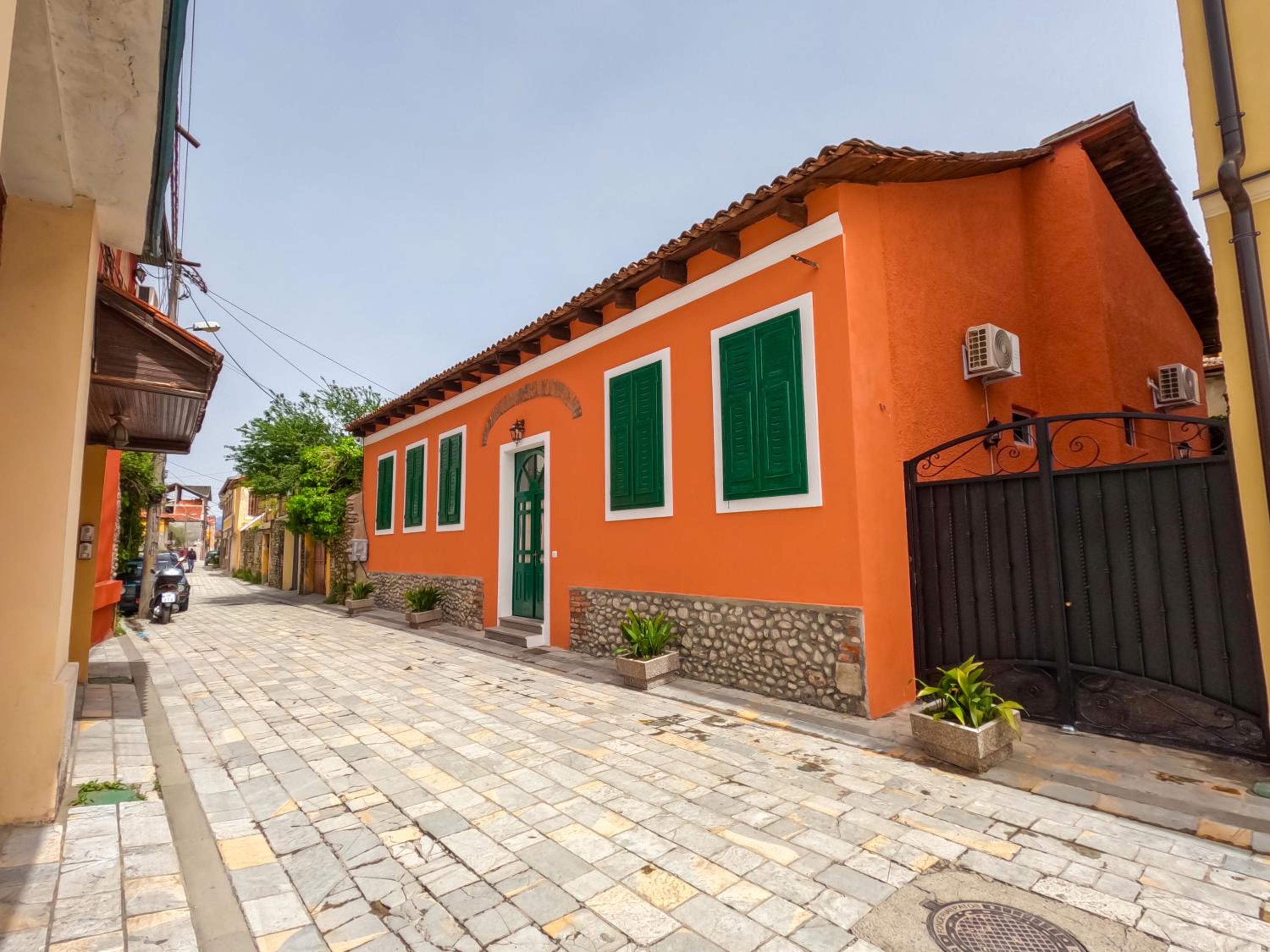 InTown Guesthouse Shkoder