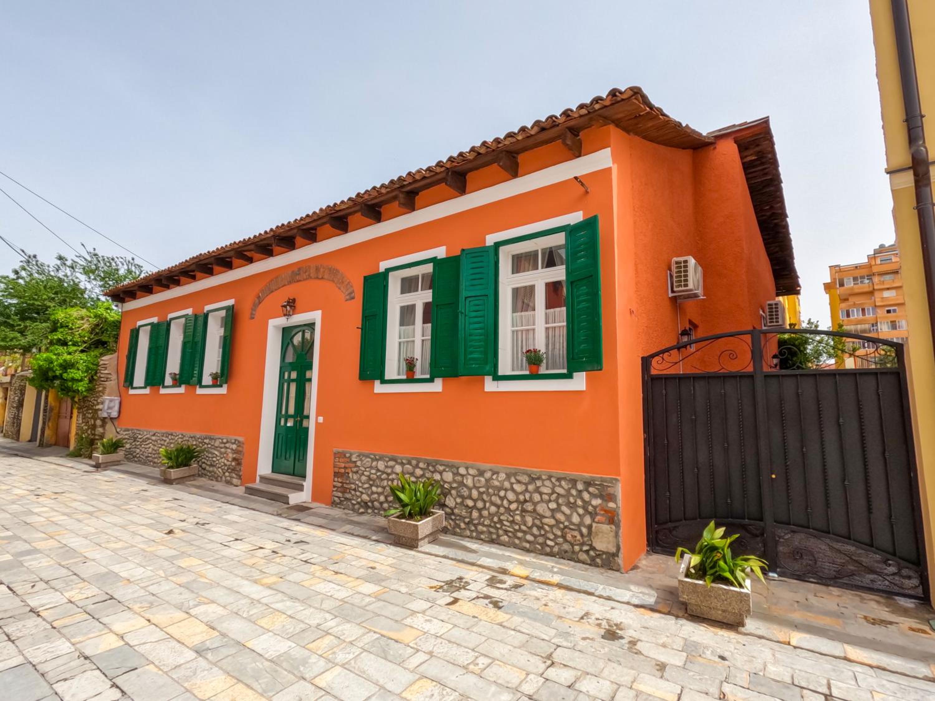 InTown Guesthouse Shkoder
