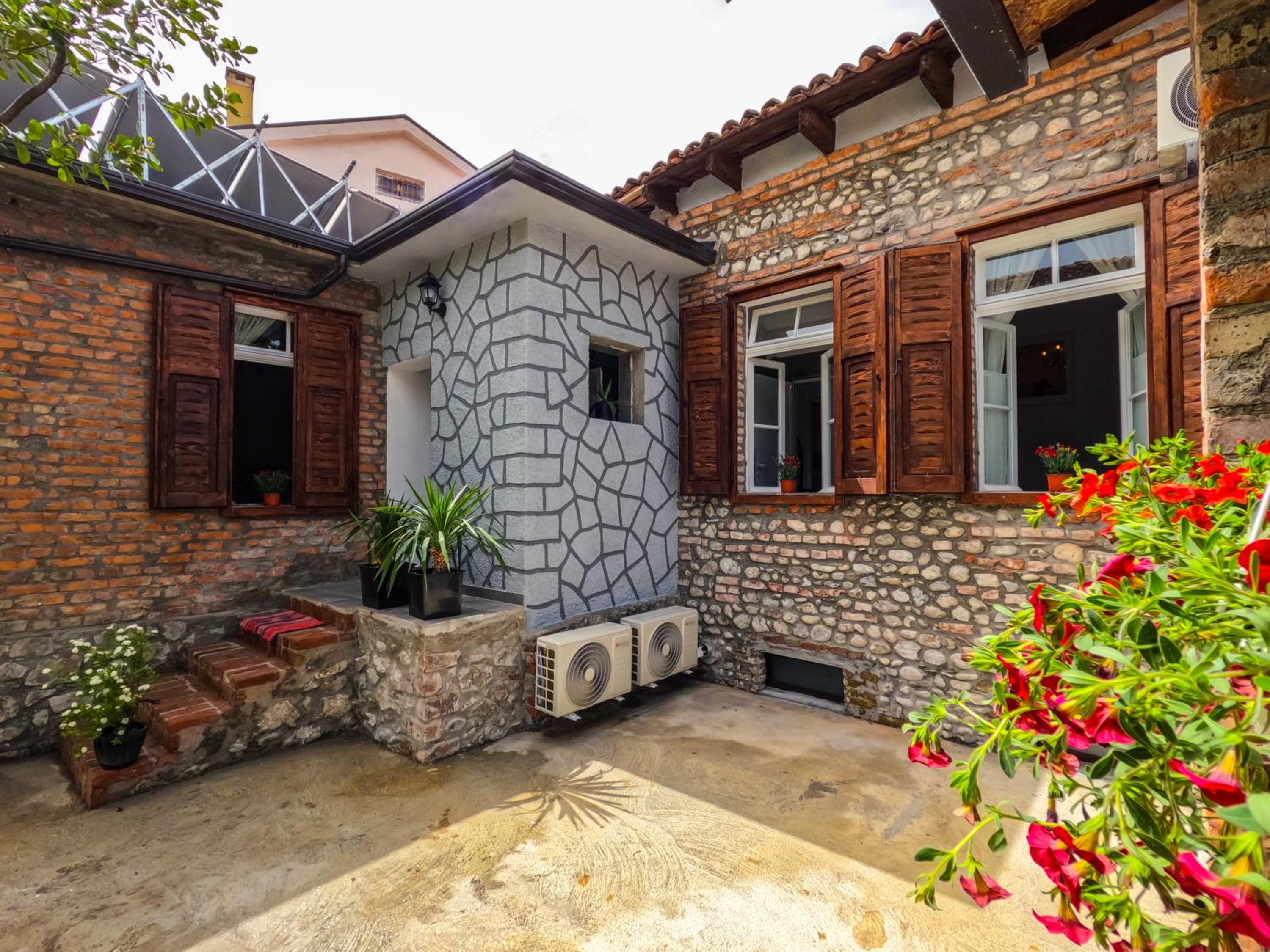 InTown Guesthouse Shkoder