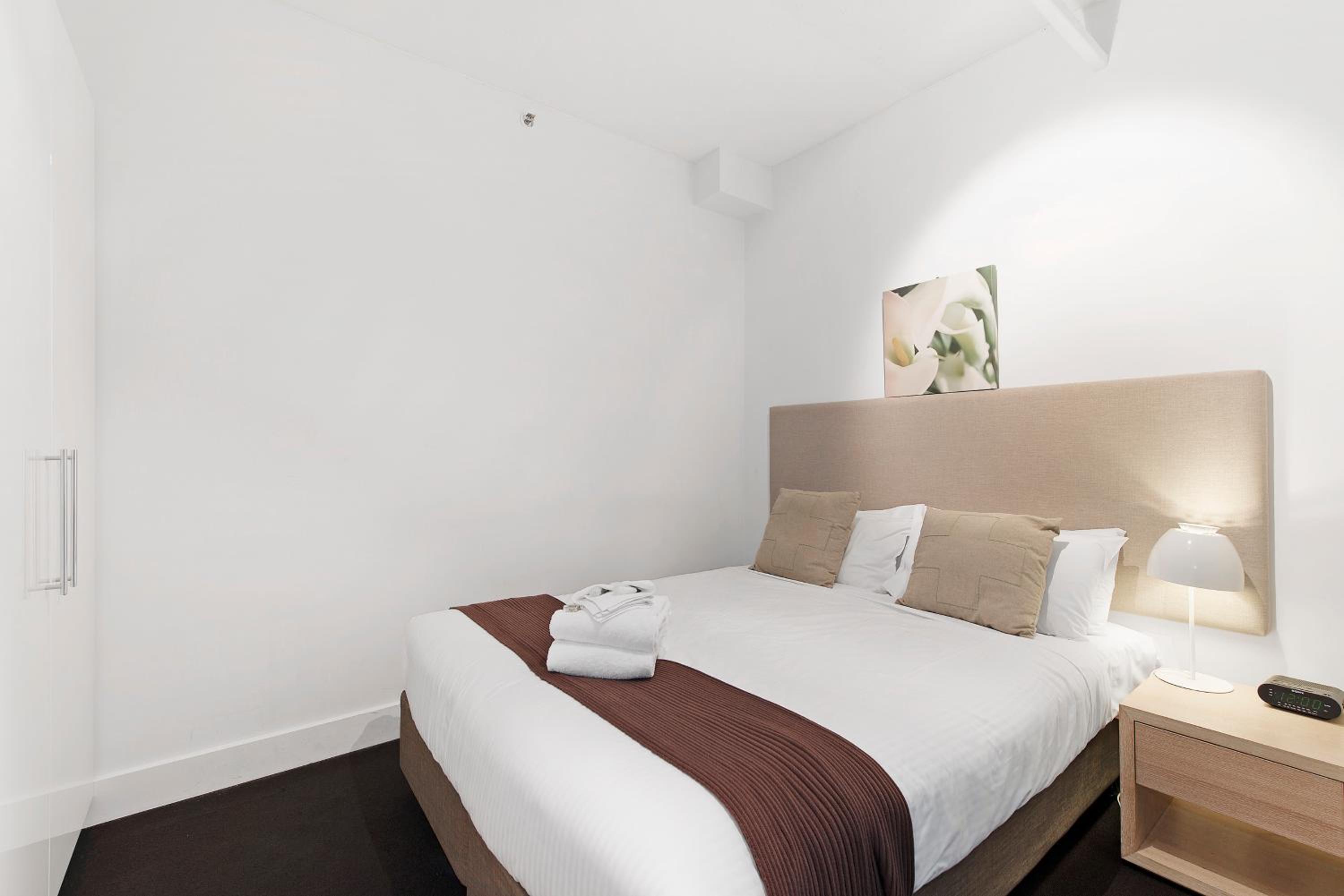 Docklands Private Collection - City Harbour Apartments