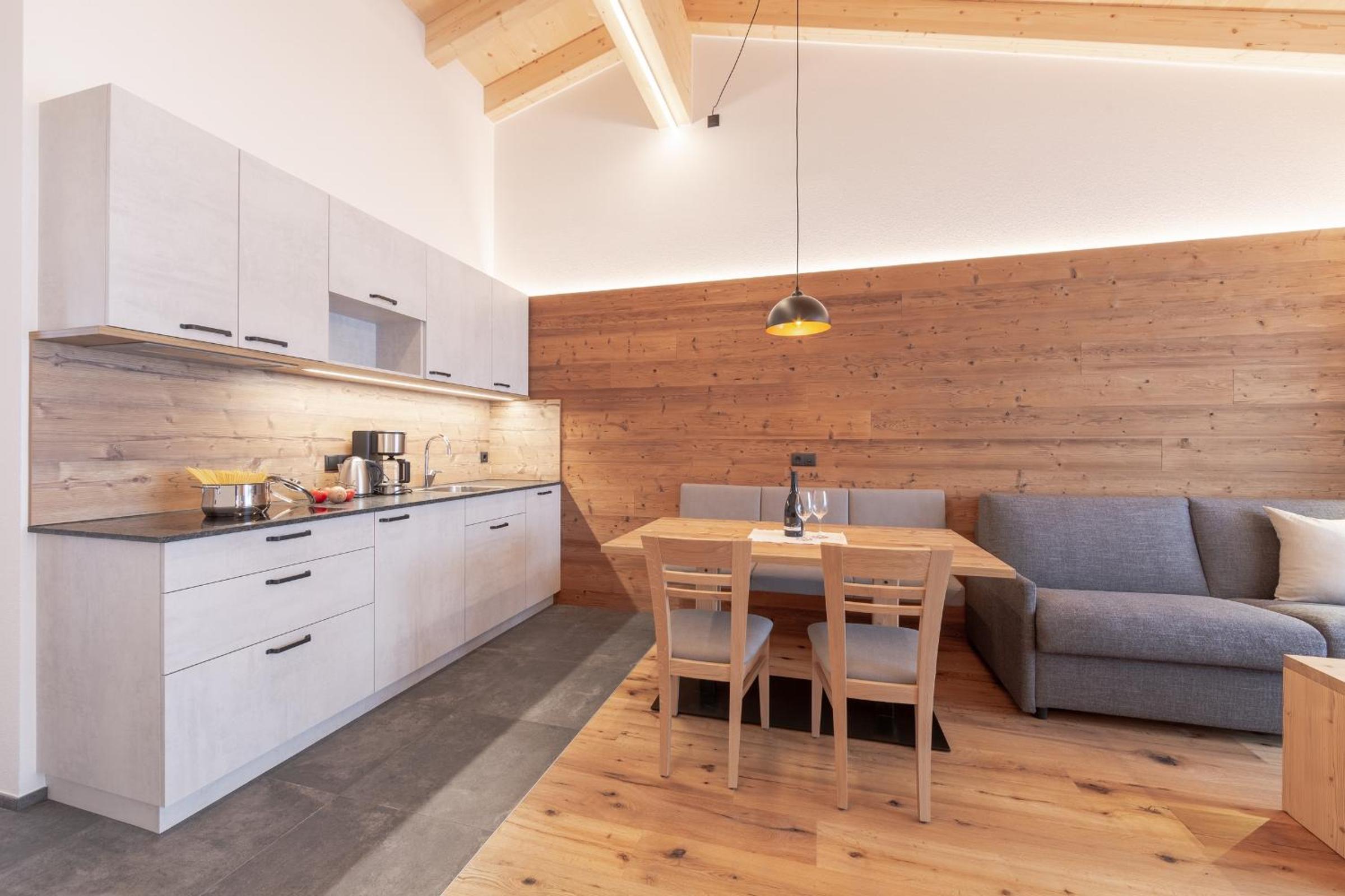Hoferhof Apt A view 5