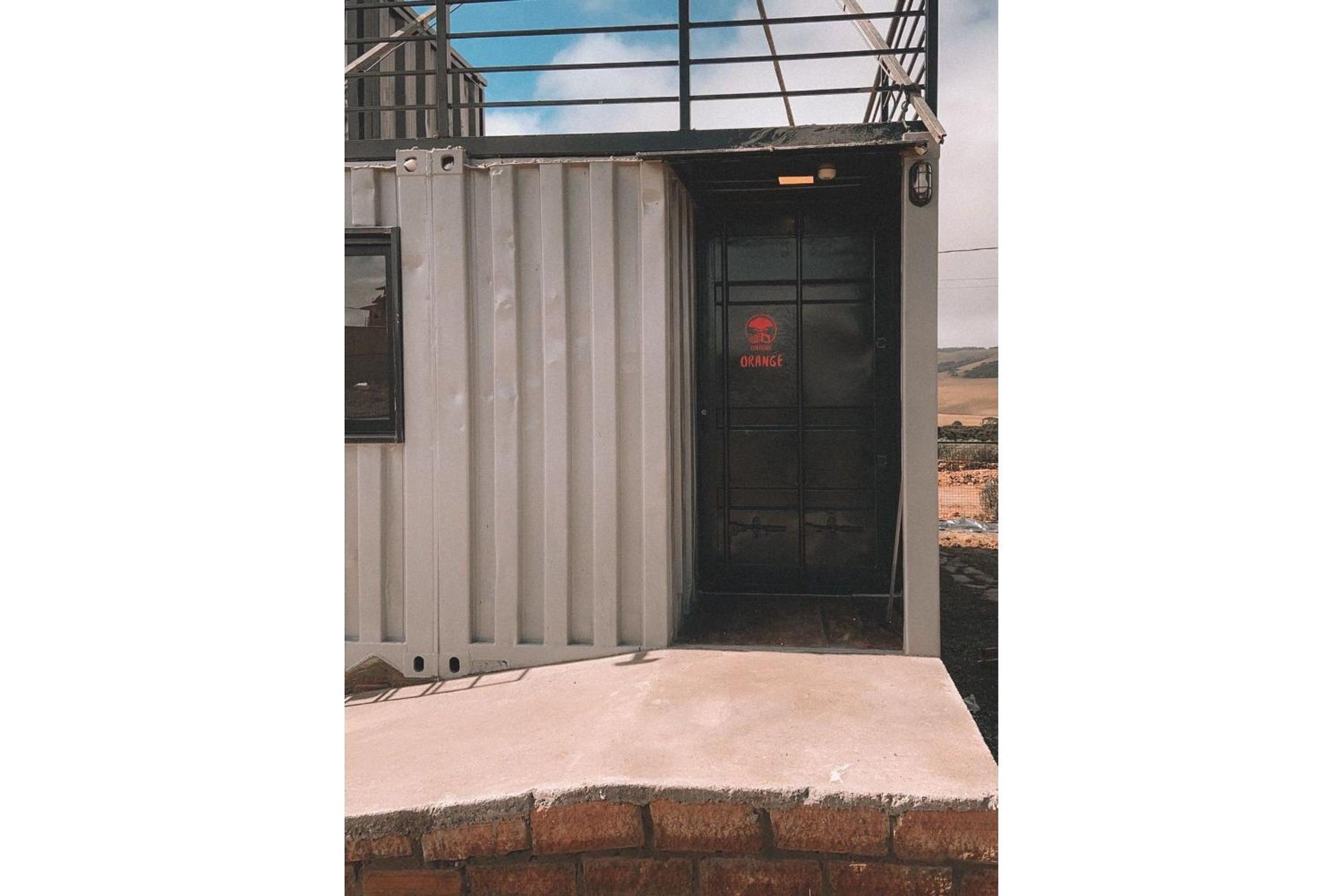 Cambará Container