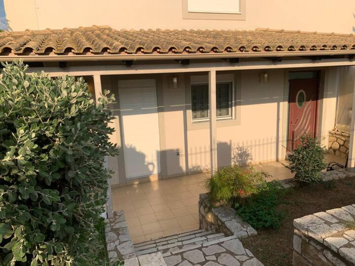 Villa Akti