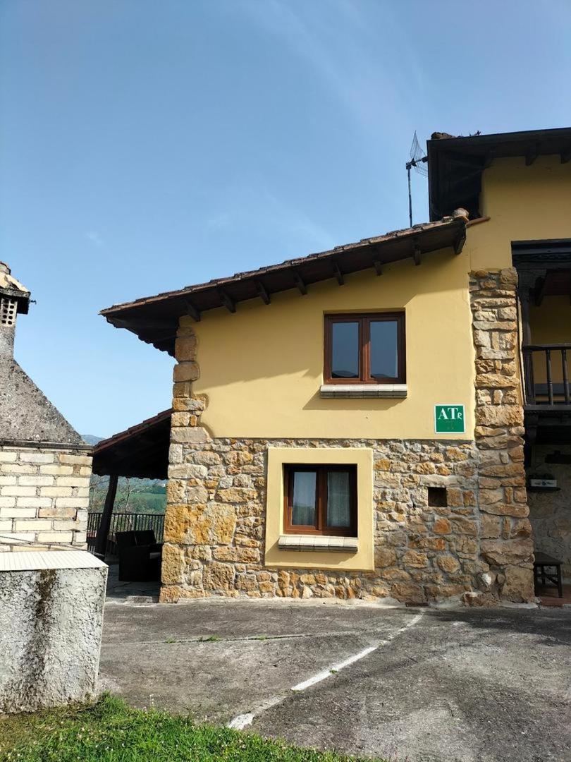 Apartamentos La Corona