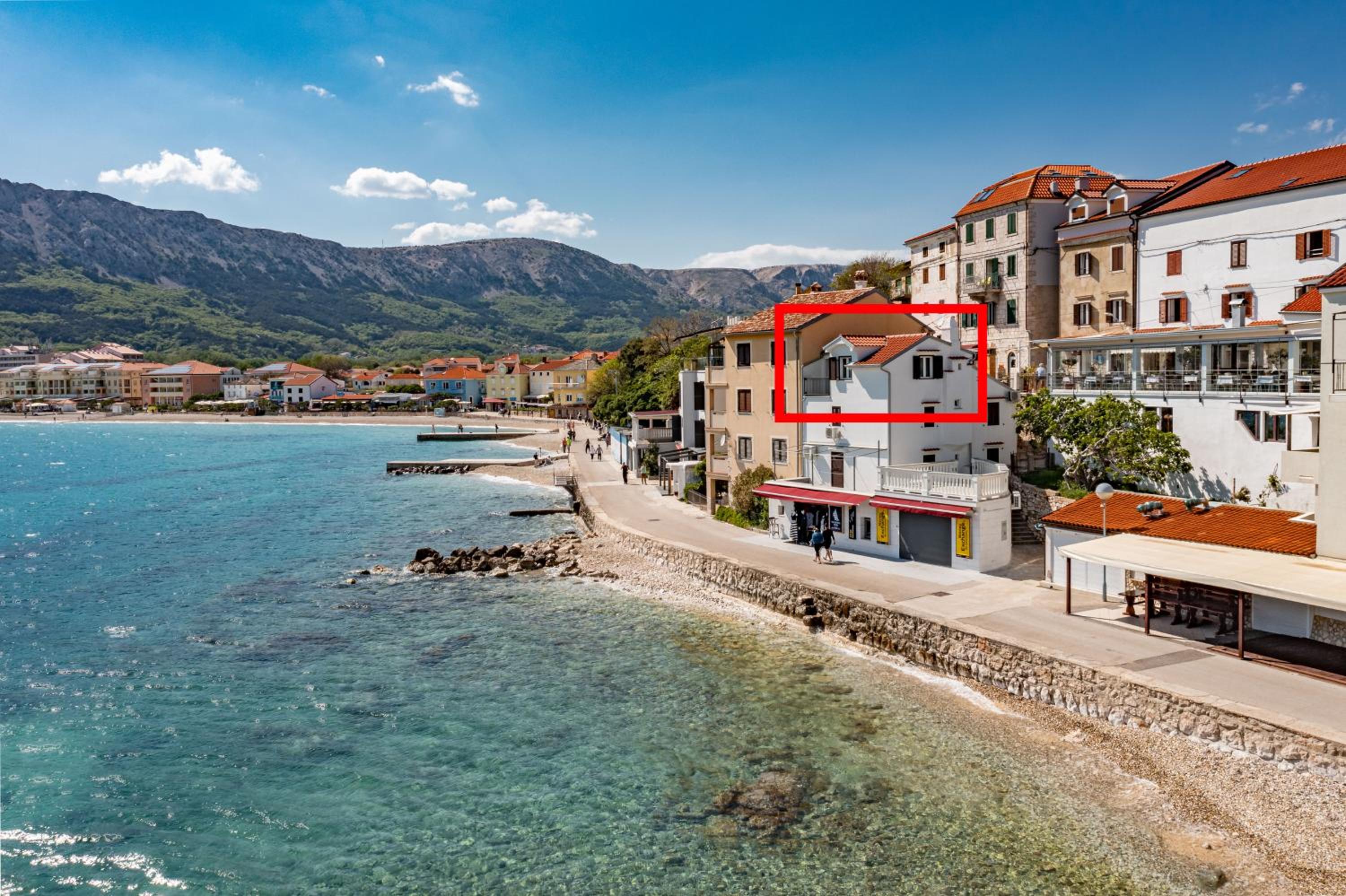 Seafront Baska Apartment photo 3