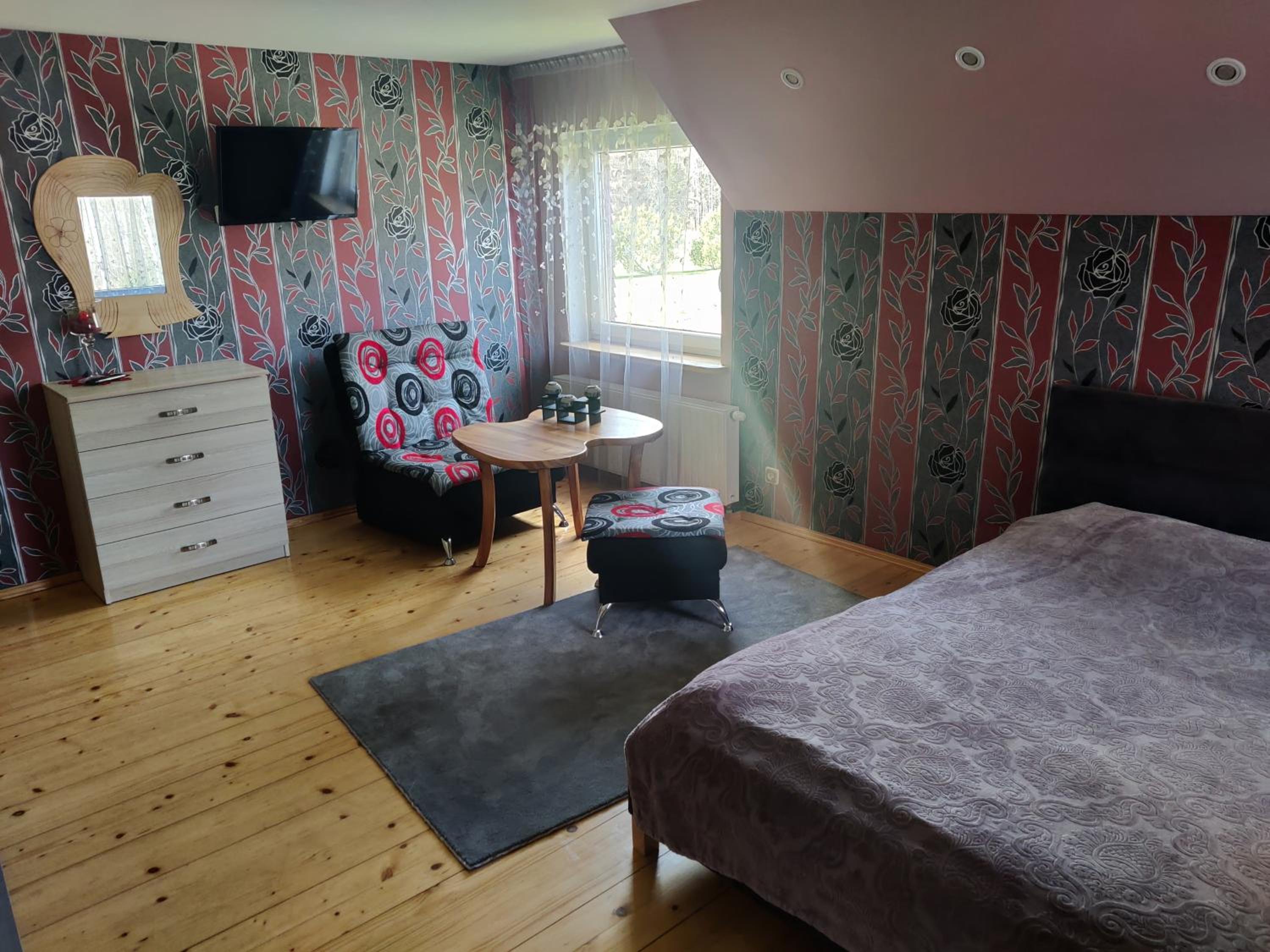 Photo 18