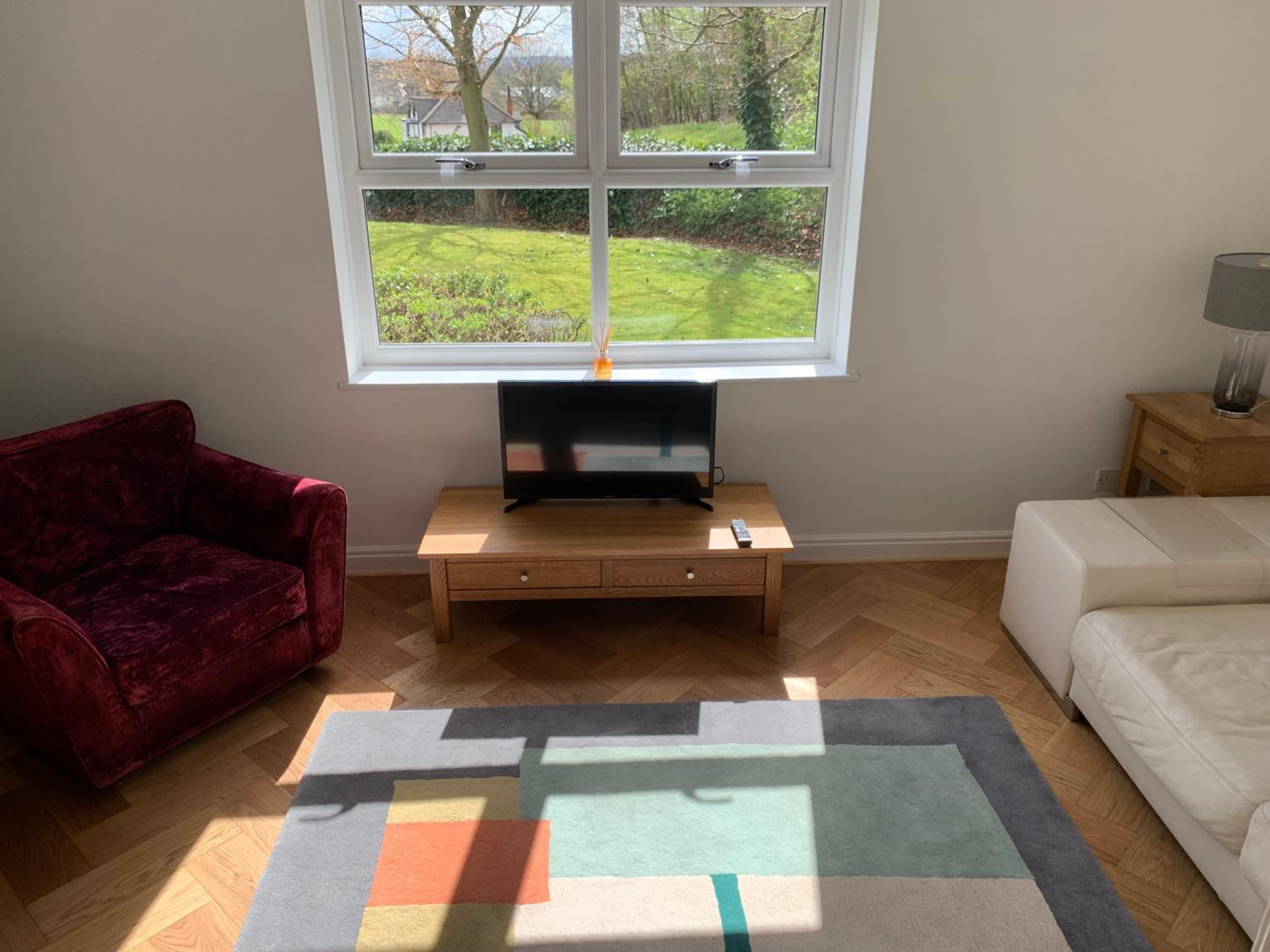 Headingley-Weetwood - Well equipped apartment set in natural woodland view 4