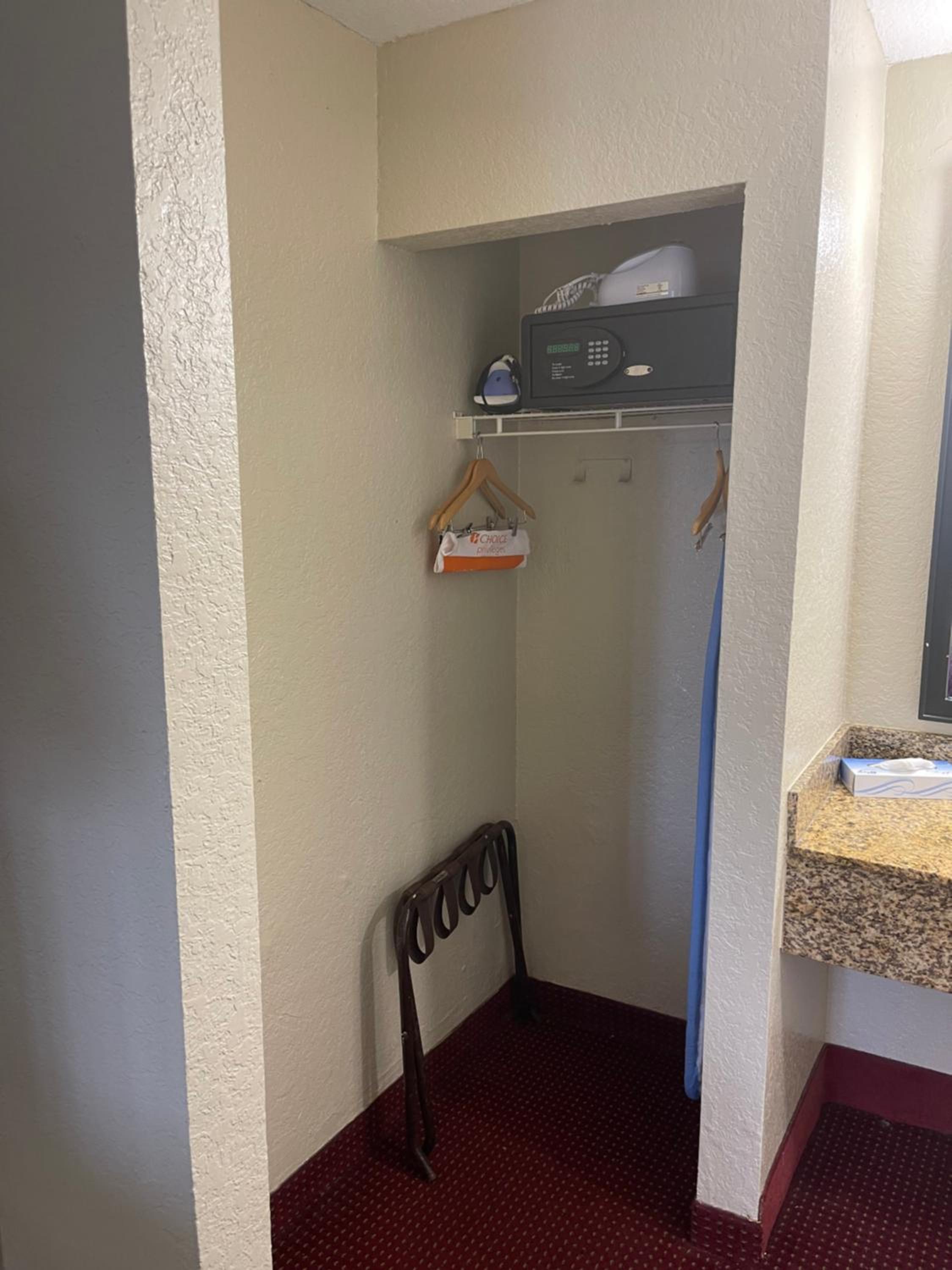 Howard Johnson by Wyndham Orlando-International Drive