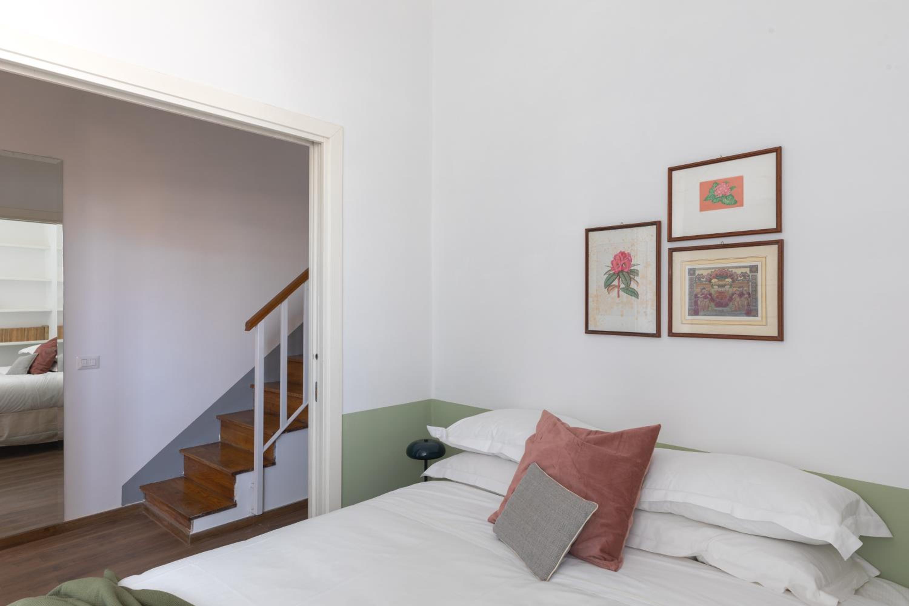 Amazing apartments with terrace or rooftop in Trastevere