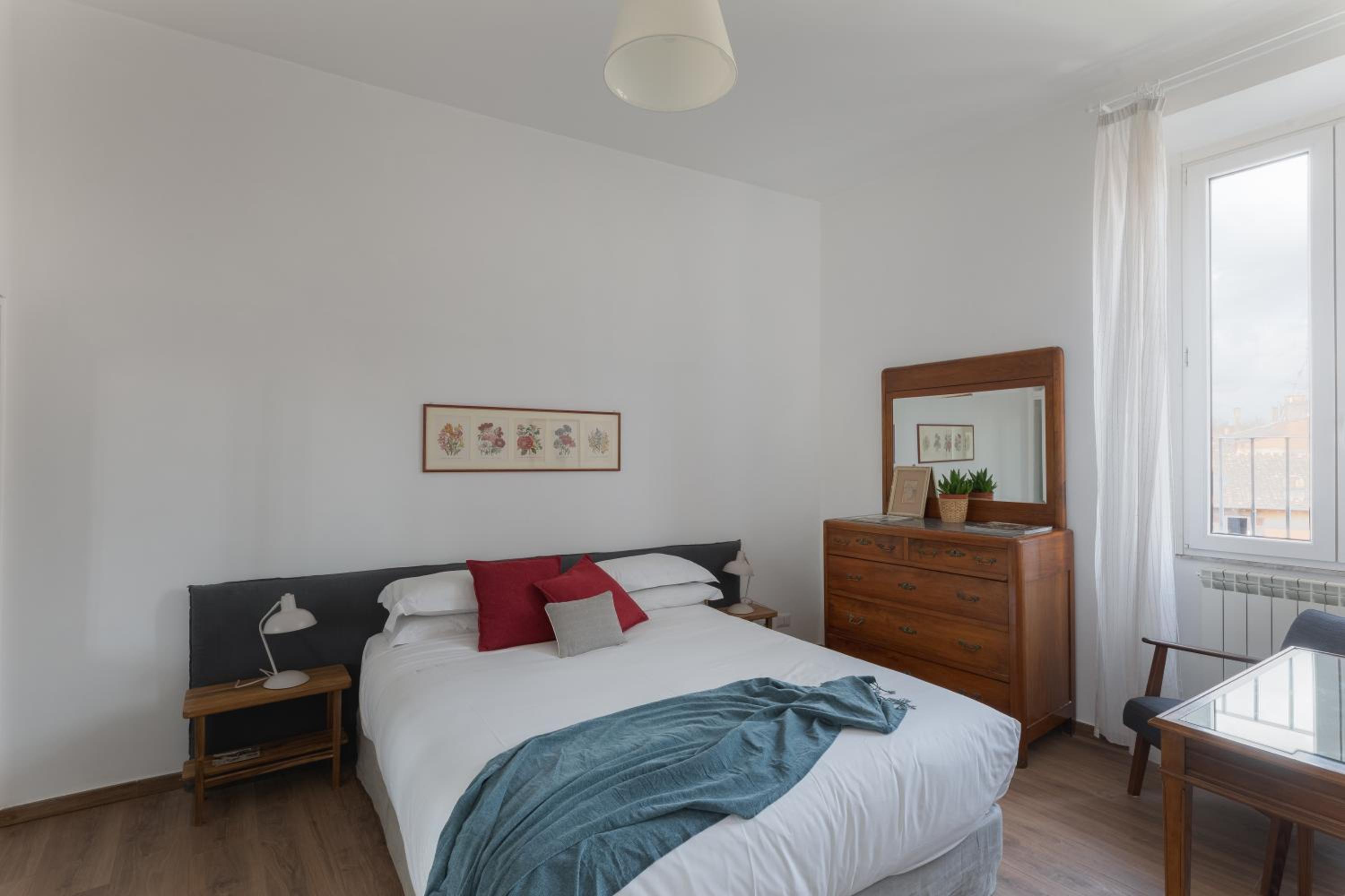 Amazing apartments with terrace or rooftop in Trastevere