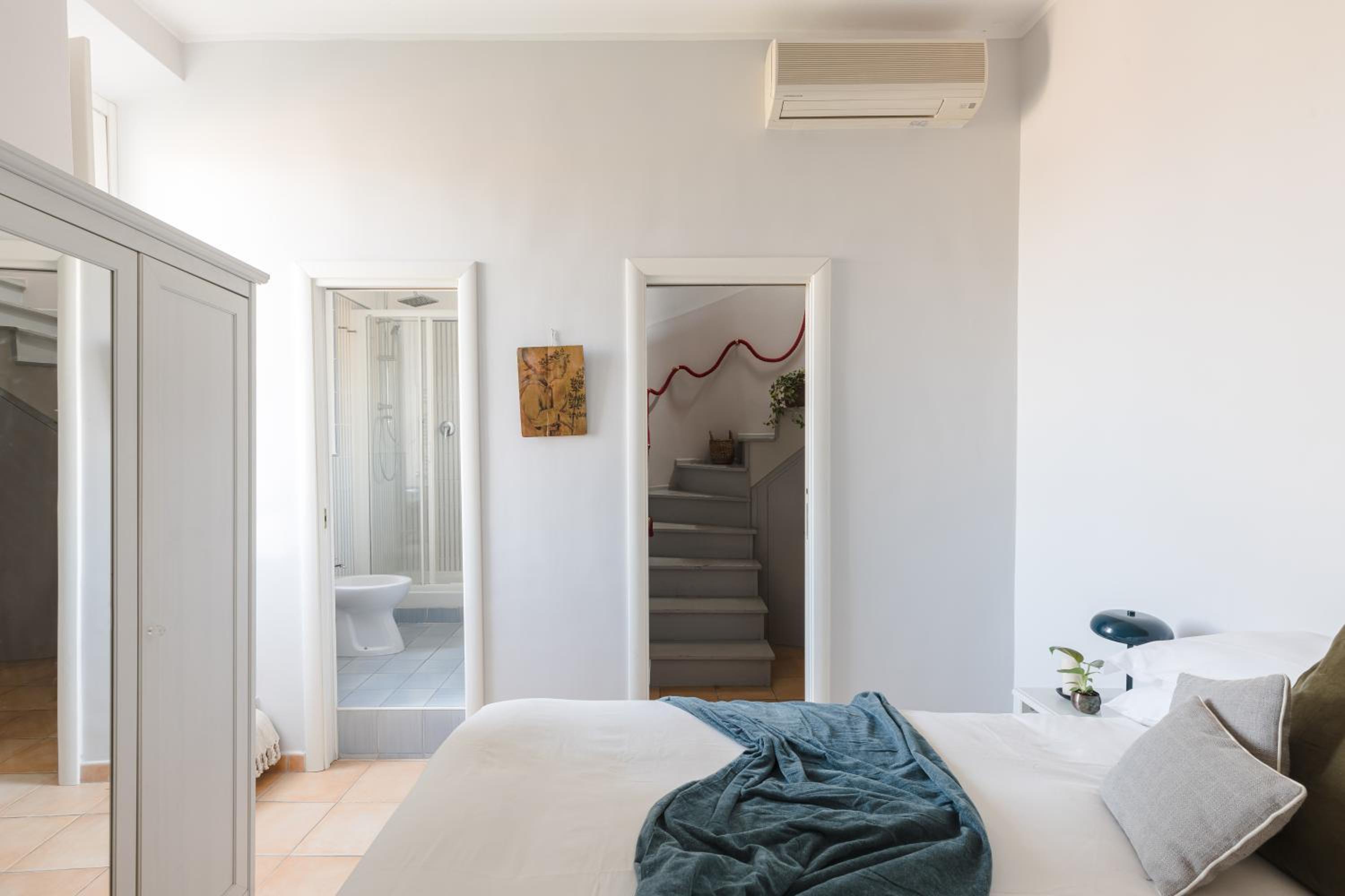 Amazing apartments with terrace or rooftop in Trastevere