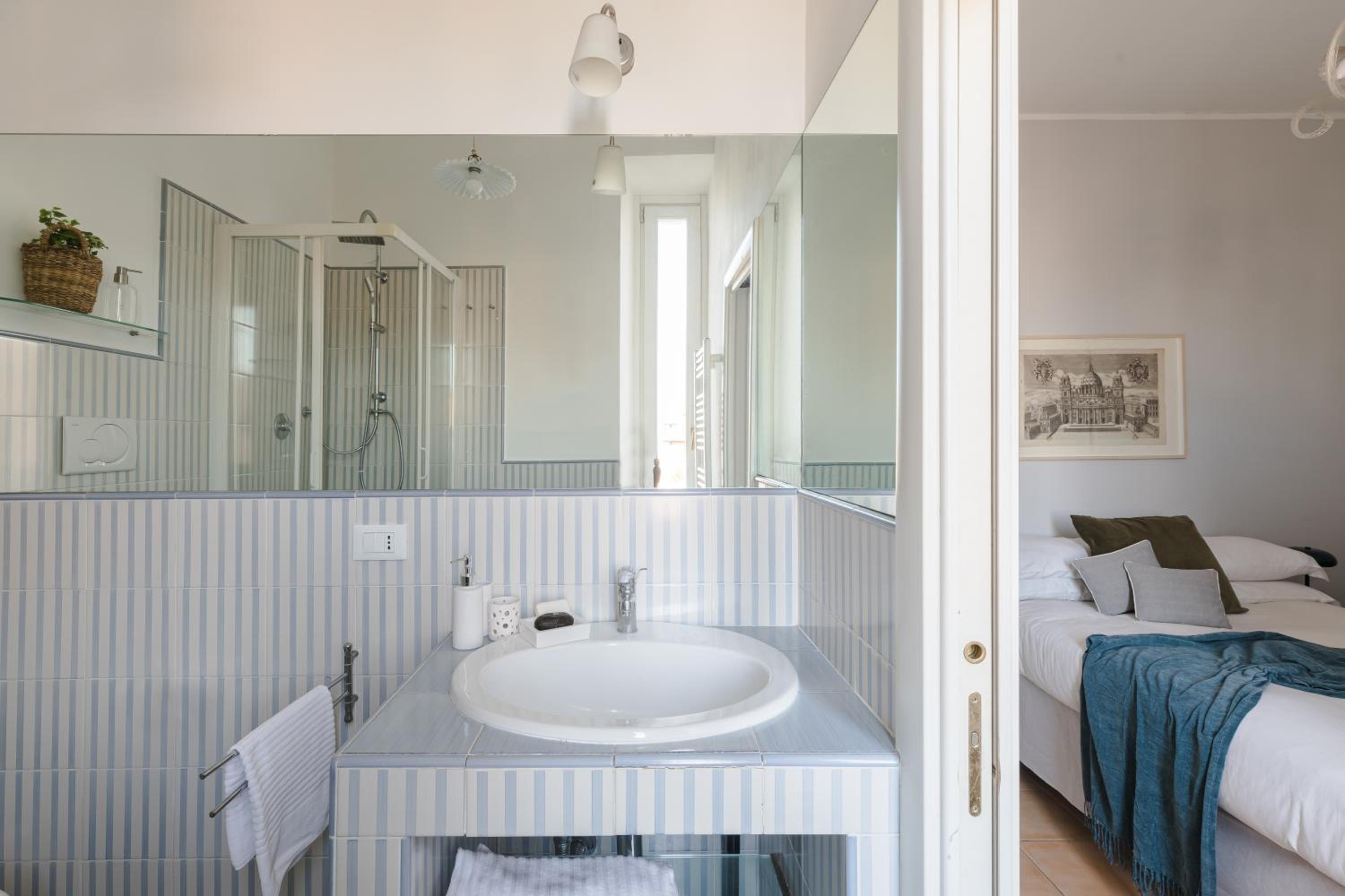 Amazing apartments with terrace or rooftop in Trastevere