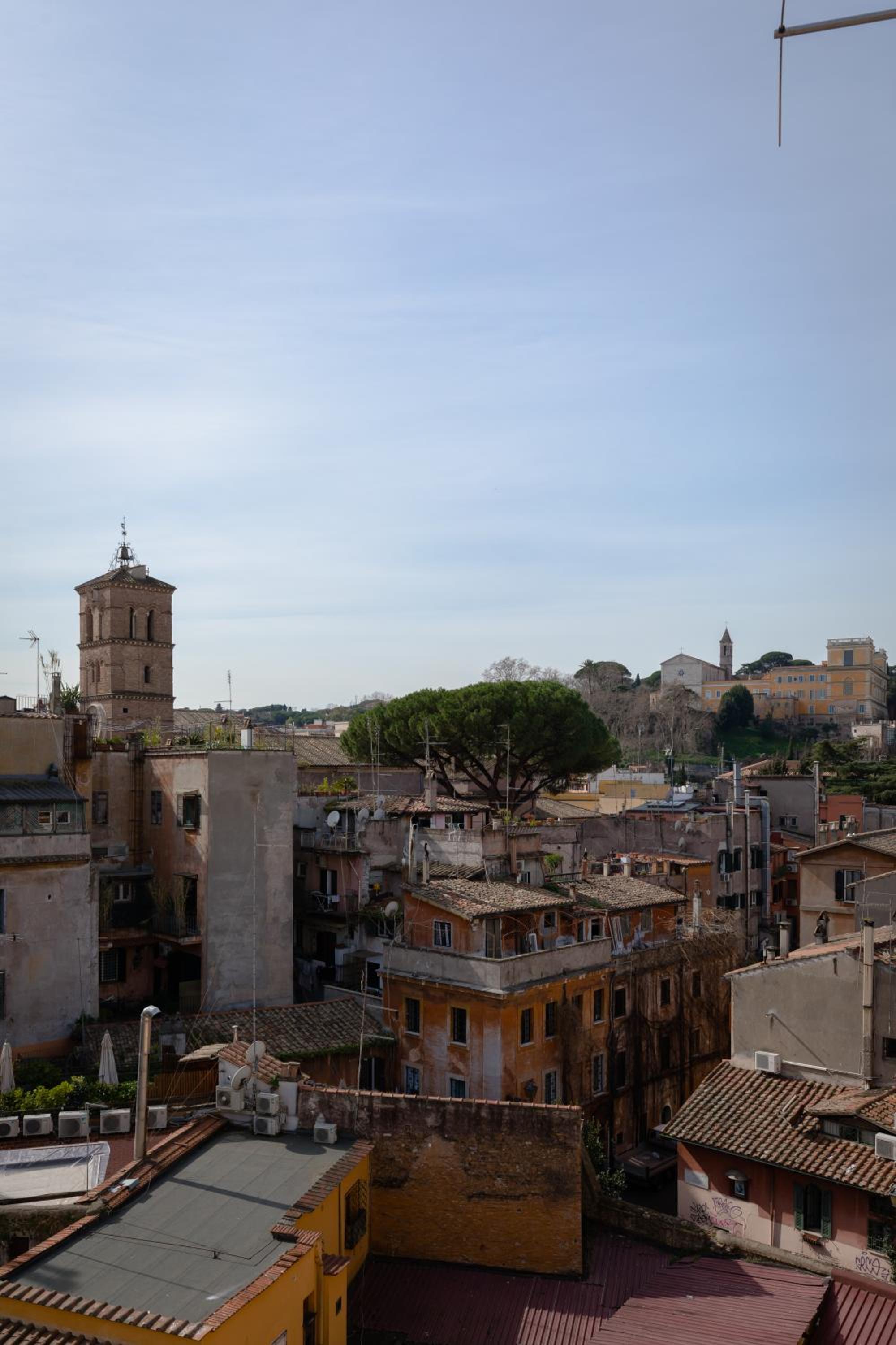 Amazing apartments with terrace or rooftop in Trastevere