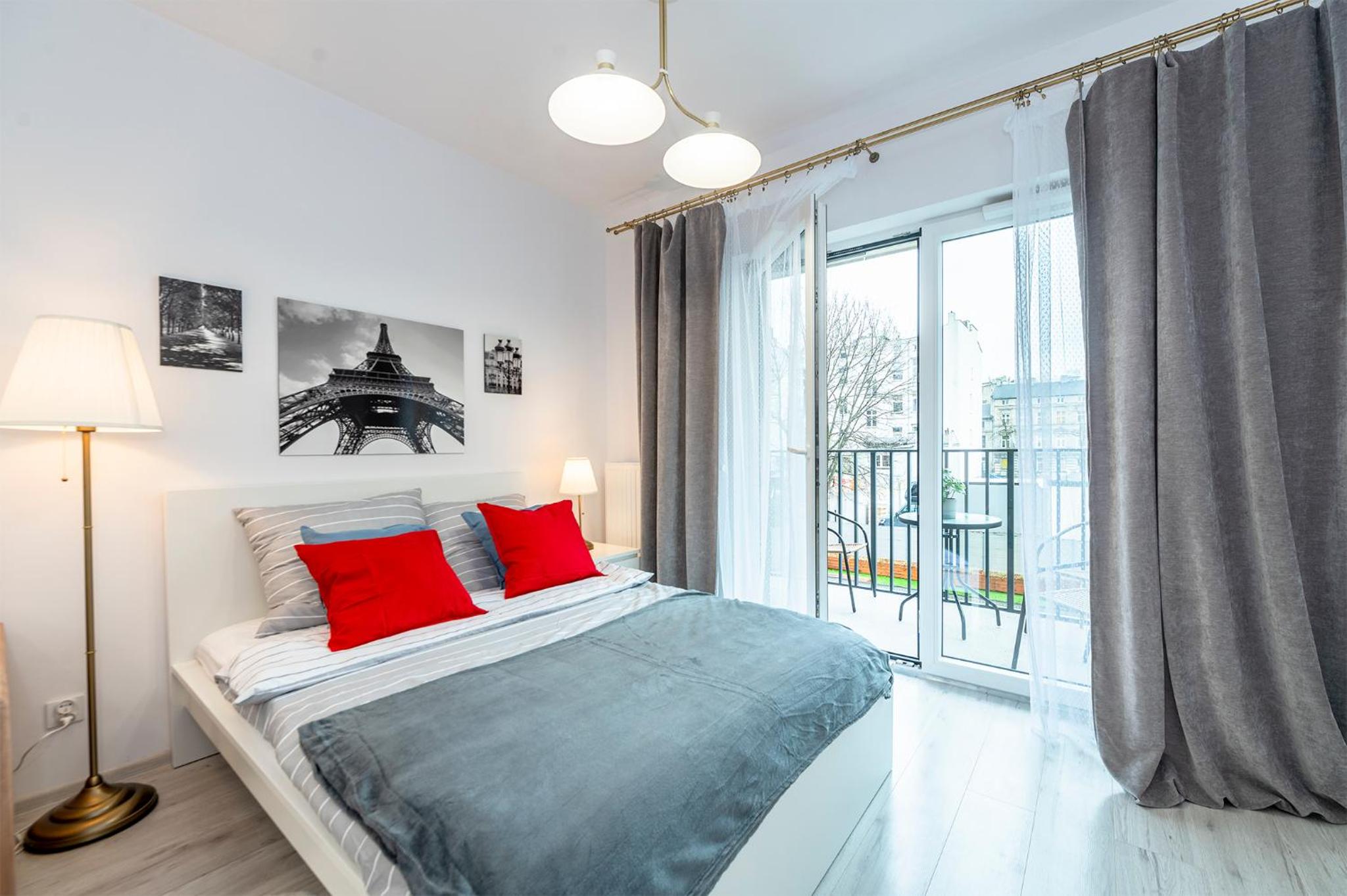 Luxury in City -3- Studio Bright & Secure view 2