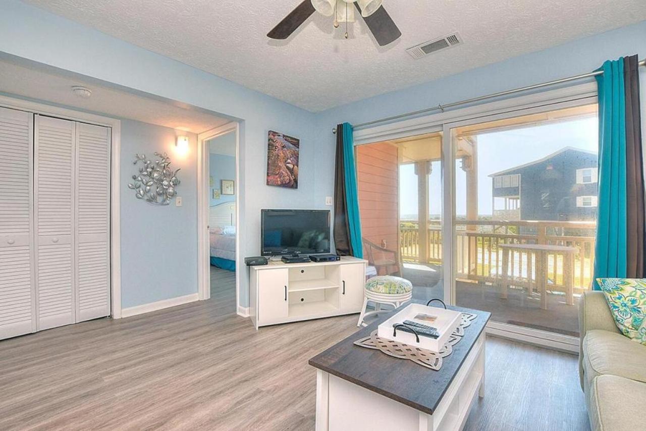 Oak Island Beach Villa 1501 view 4