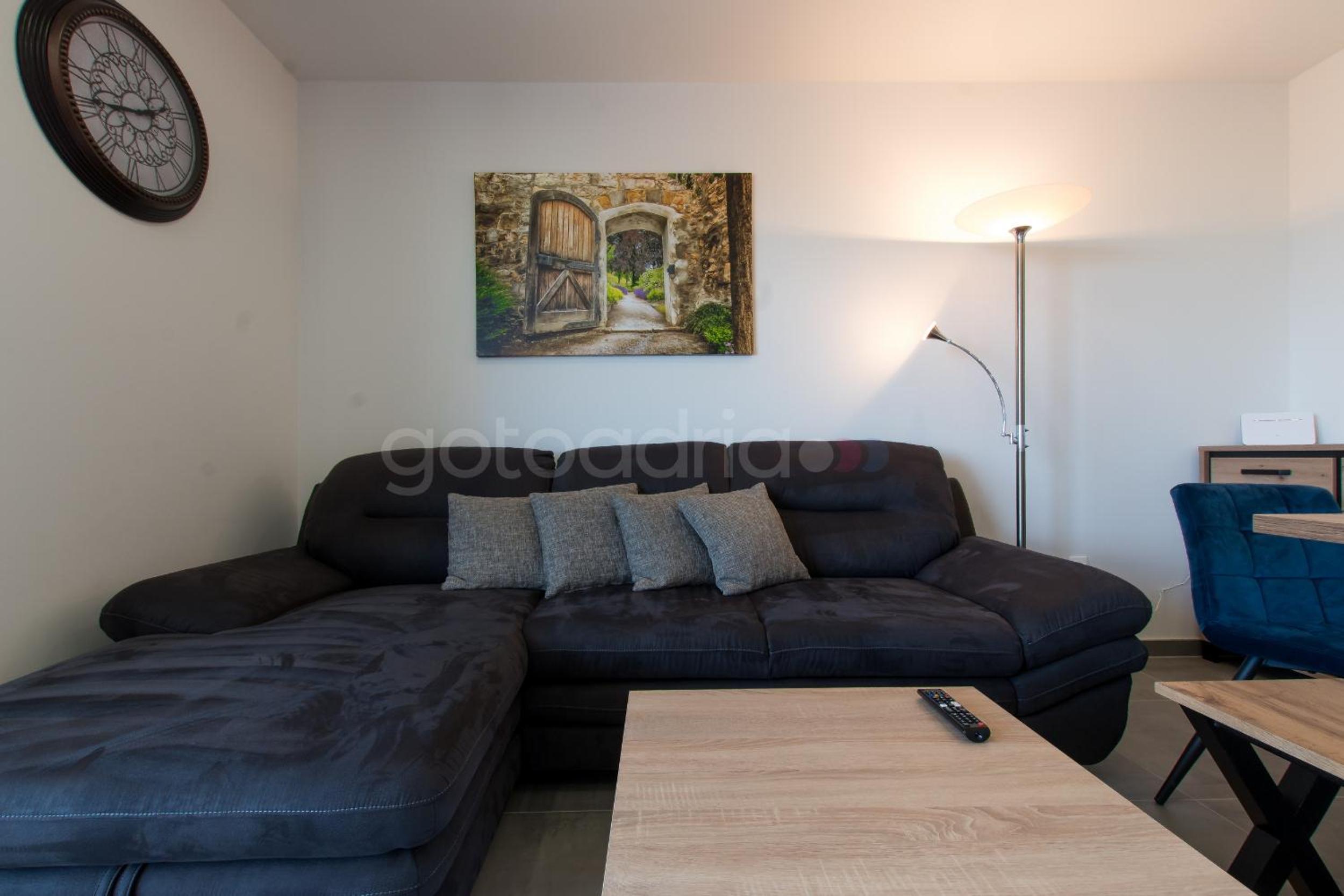 Sea View Apartment Leana view 2