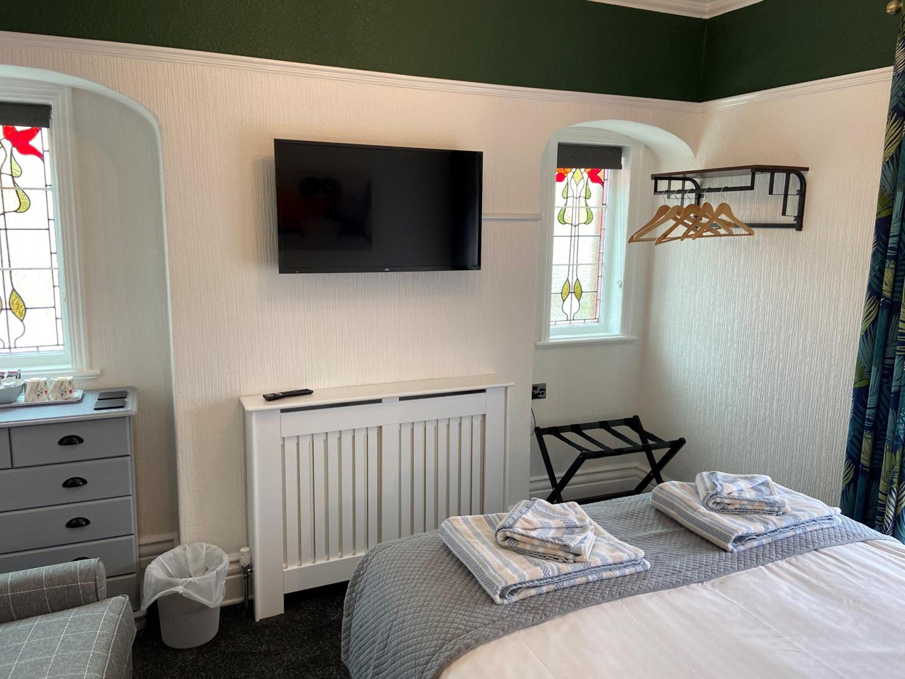 The Beechcliffe Hotel - Over 35's Only