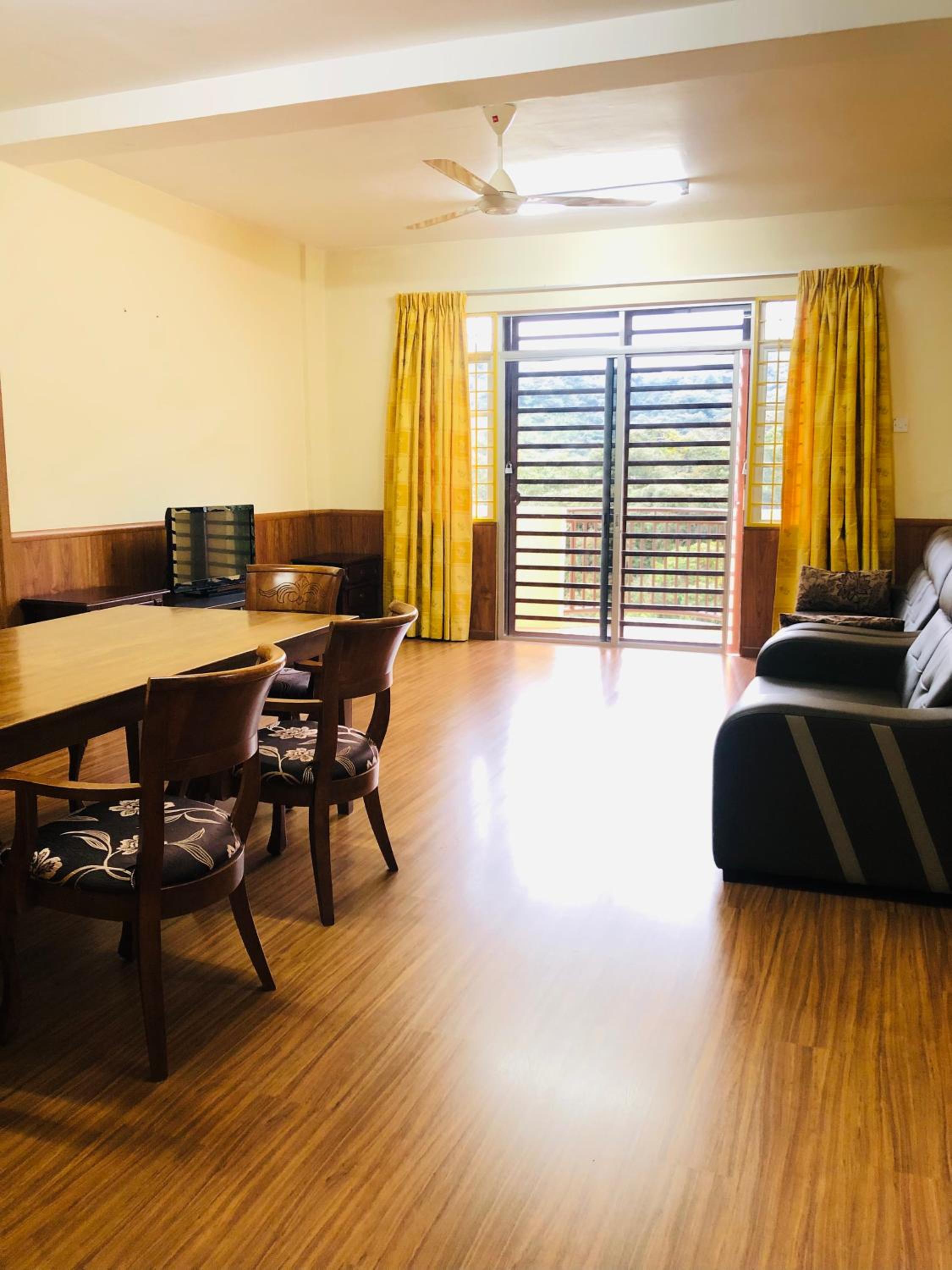 Crown Imperial Court Apt at Brinchang Centre photo 3