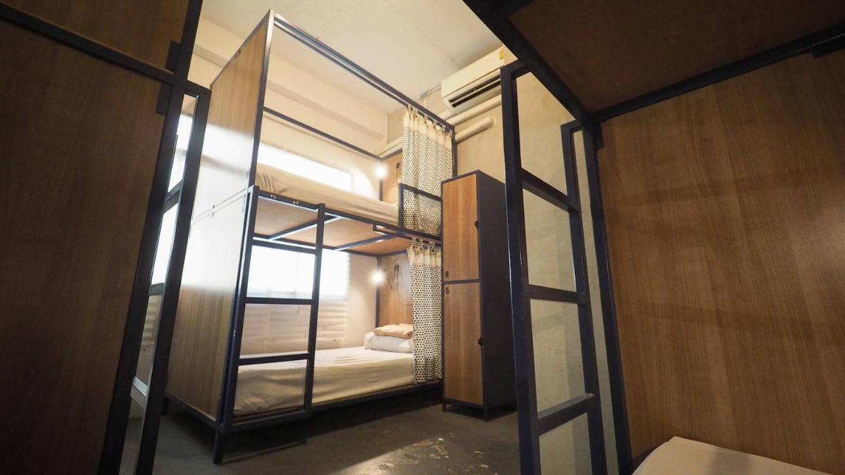 I-Sleep Silom Hostel