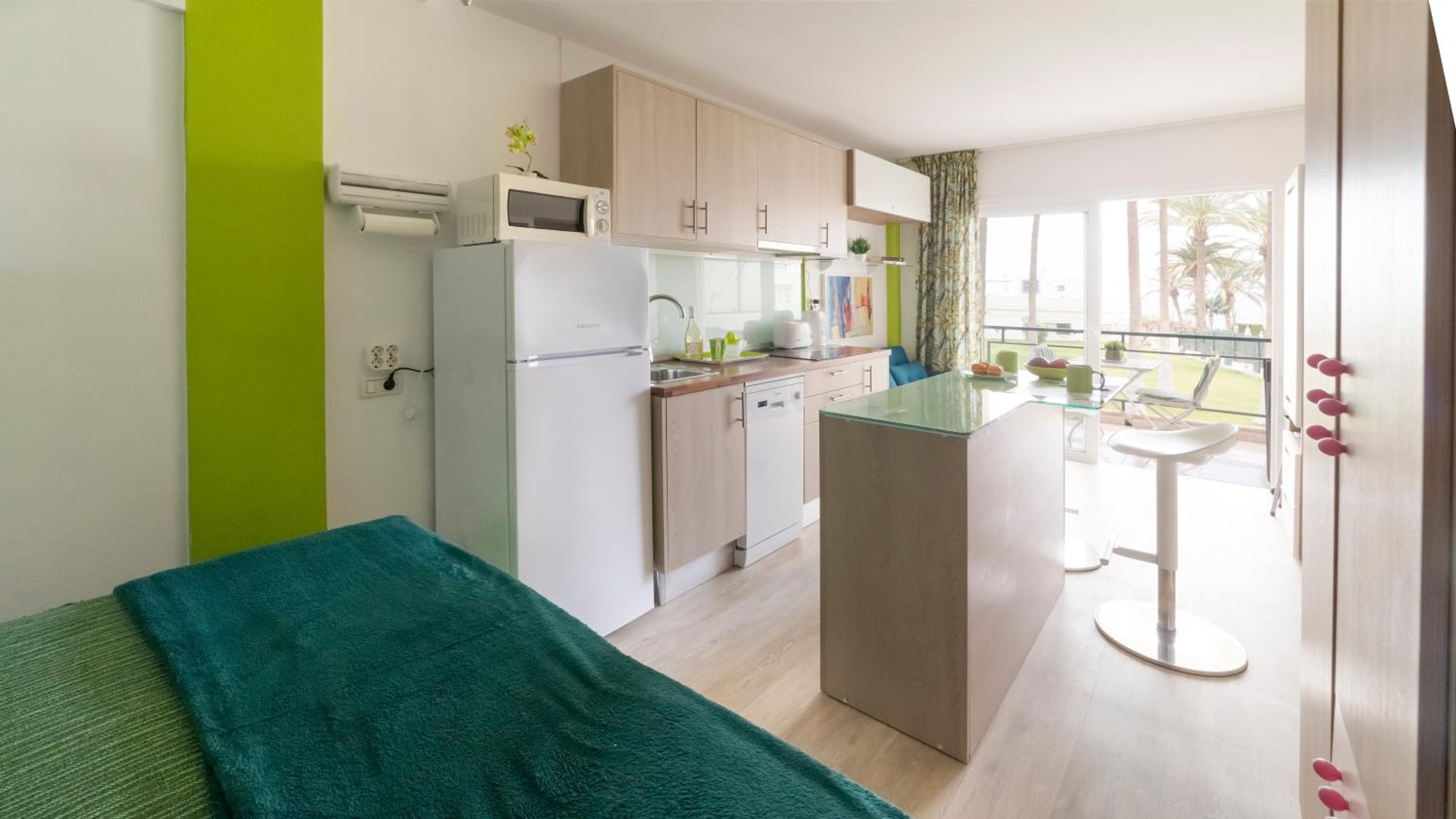 Studio ocean coast Los Cristianos Comodoro