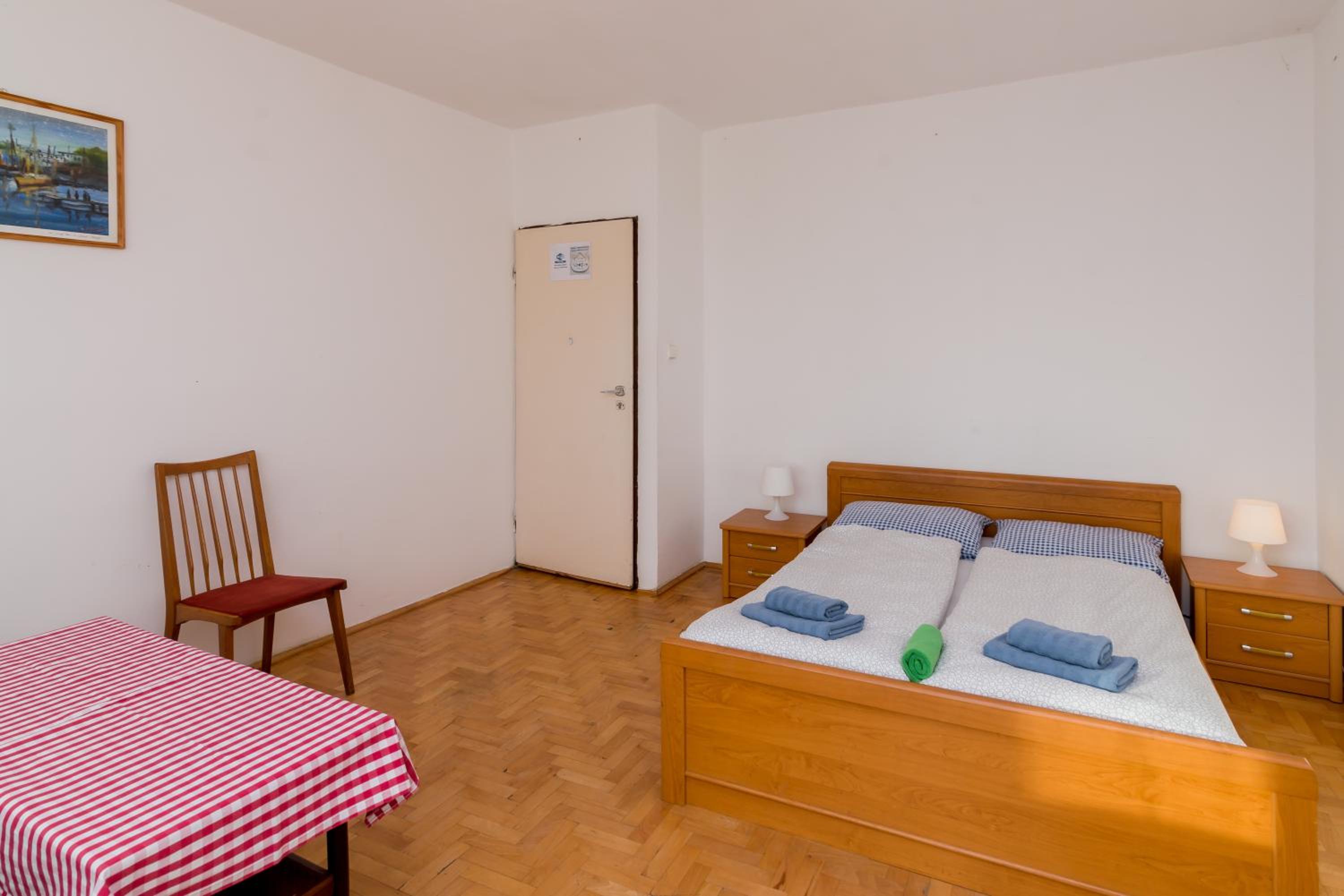Rooms in the center view 4