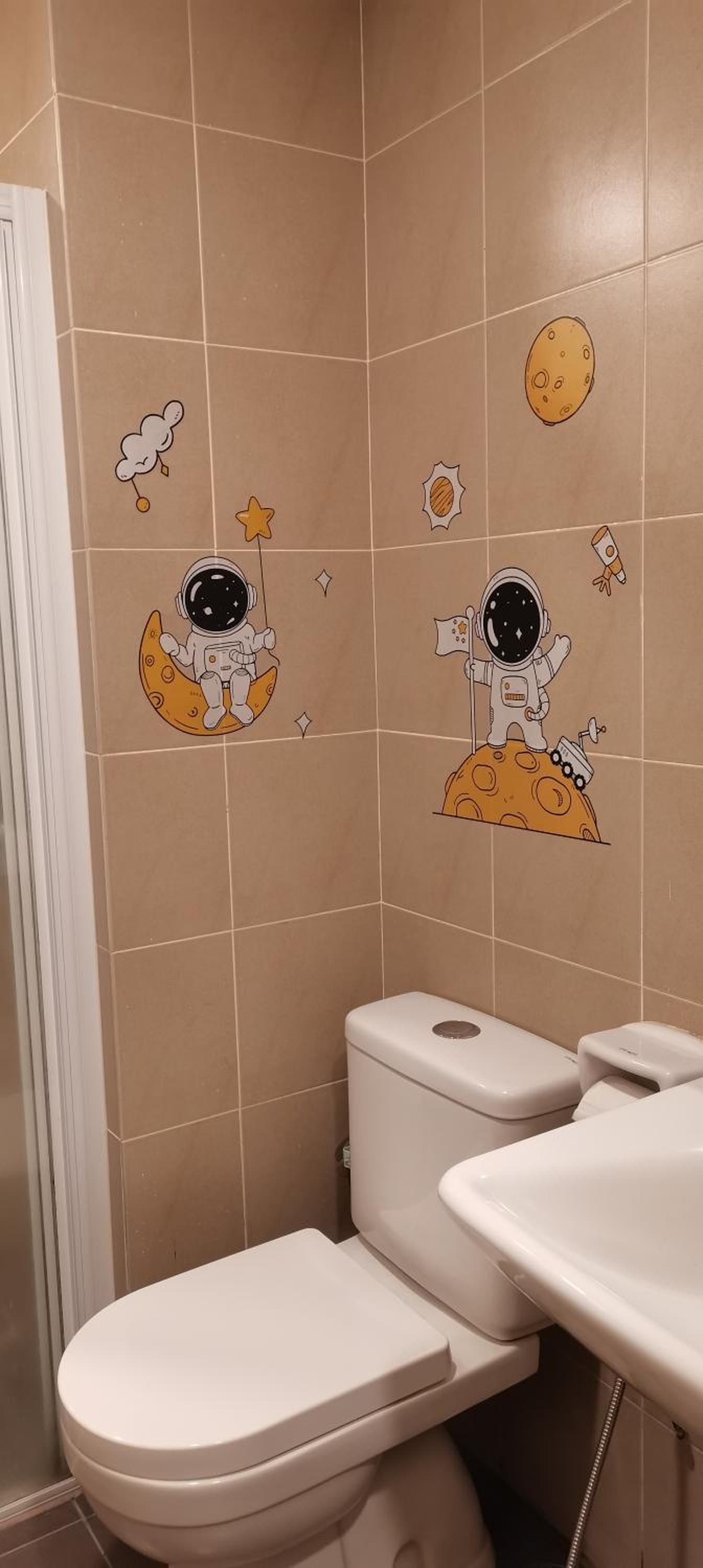 Space Station(4br) in Bukit Bintang @ Taragon Puteri Bintang
