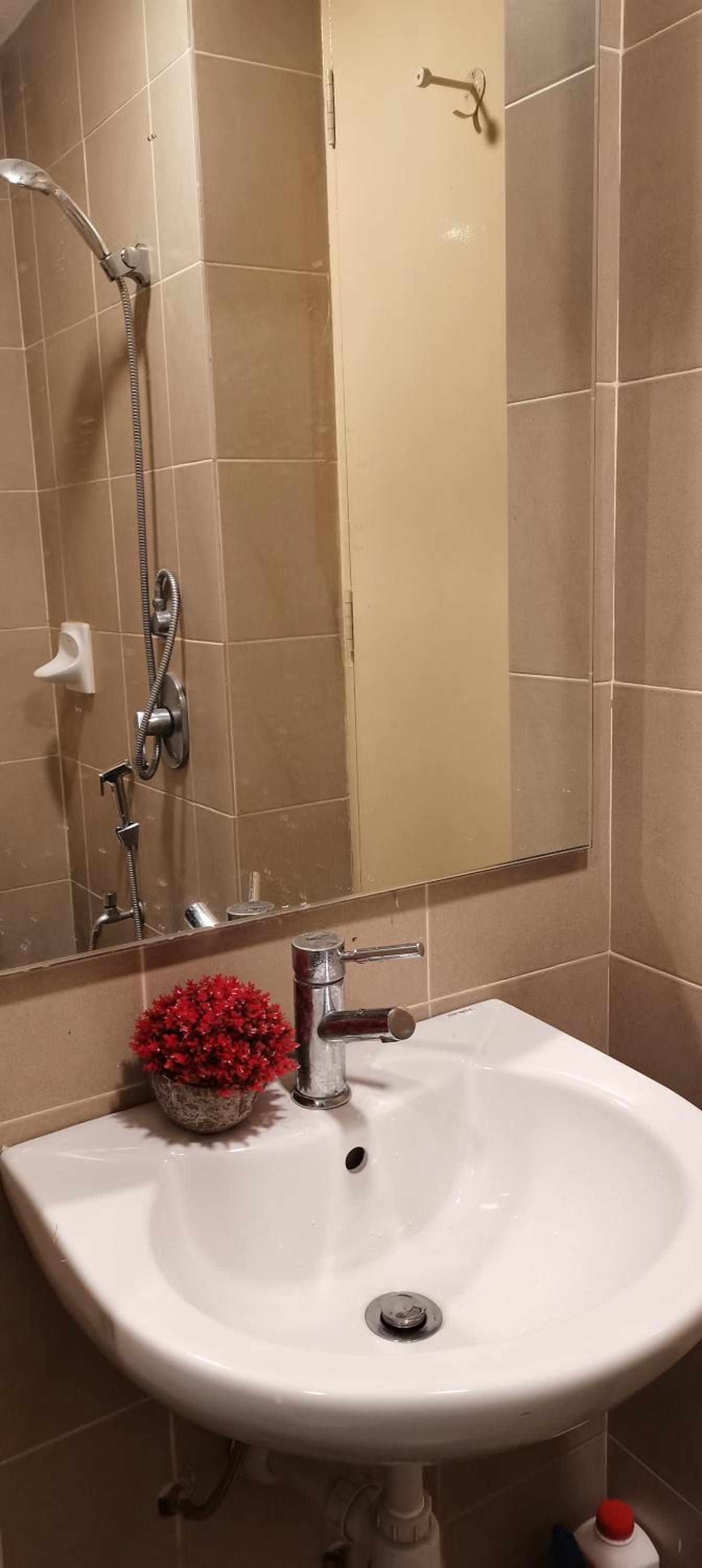 Space Station(4br) in Bukit Bintang @ Taragon Puteri Bintang