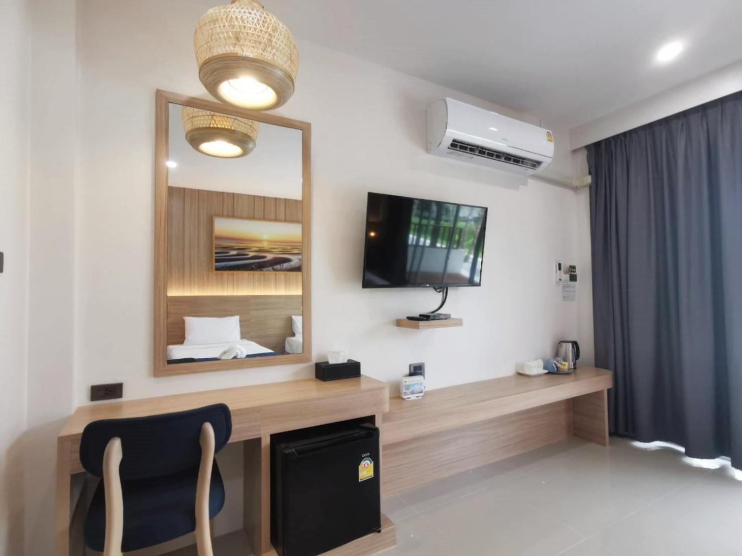 Nana Beach Hotel & Resort