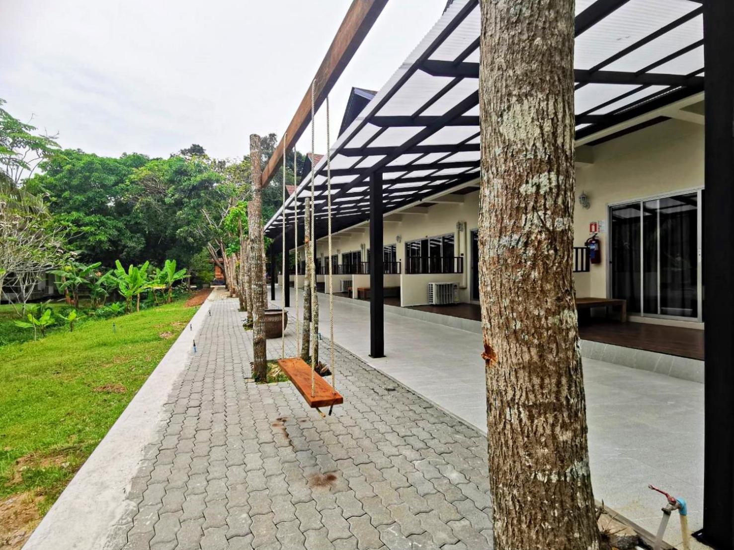 Nana Beach Hotel & Resort