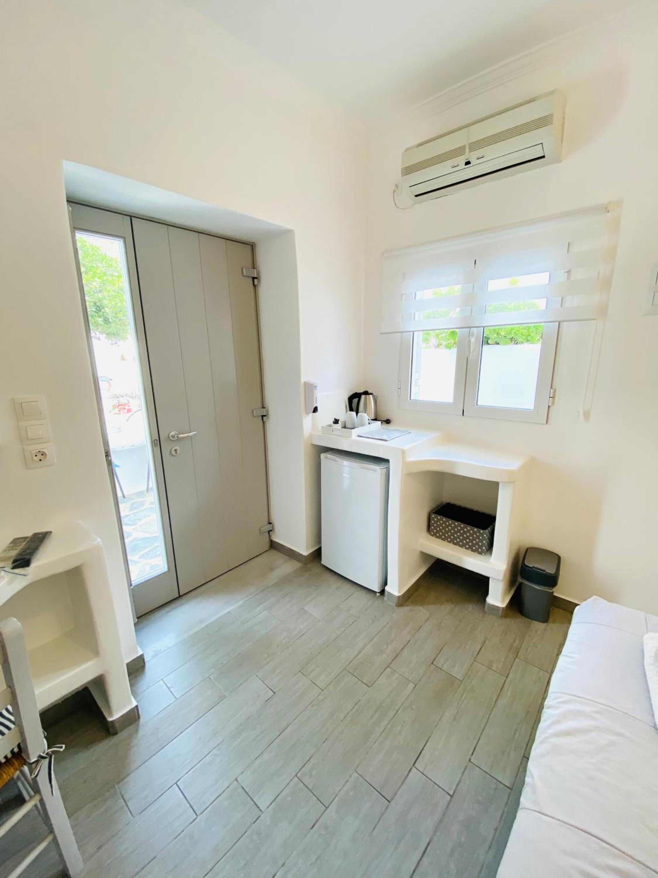 Zisis Pension