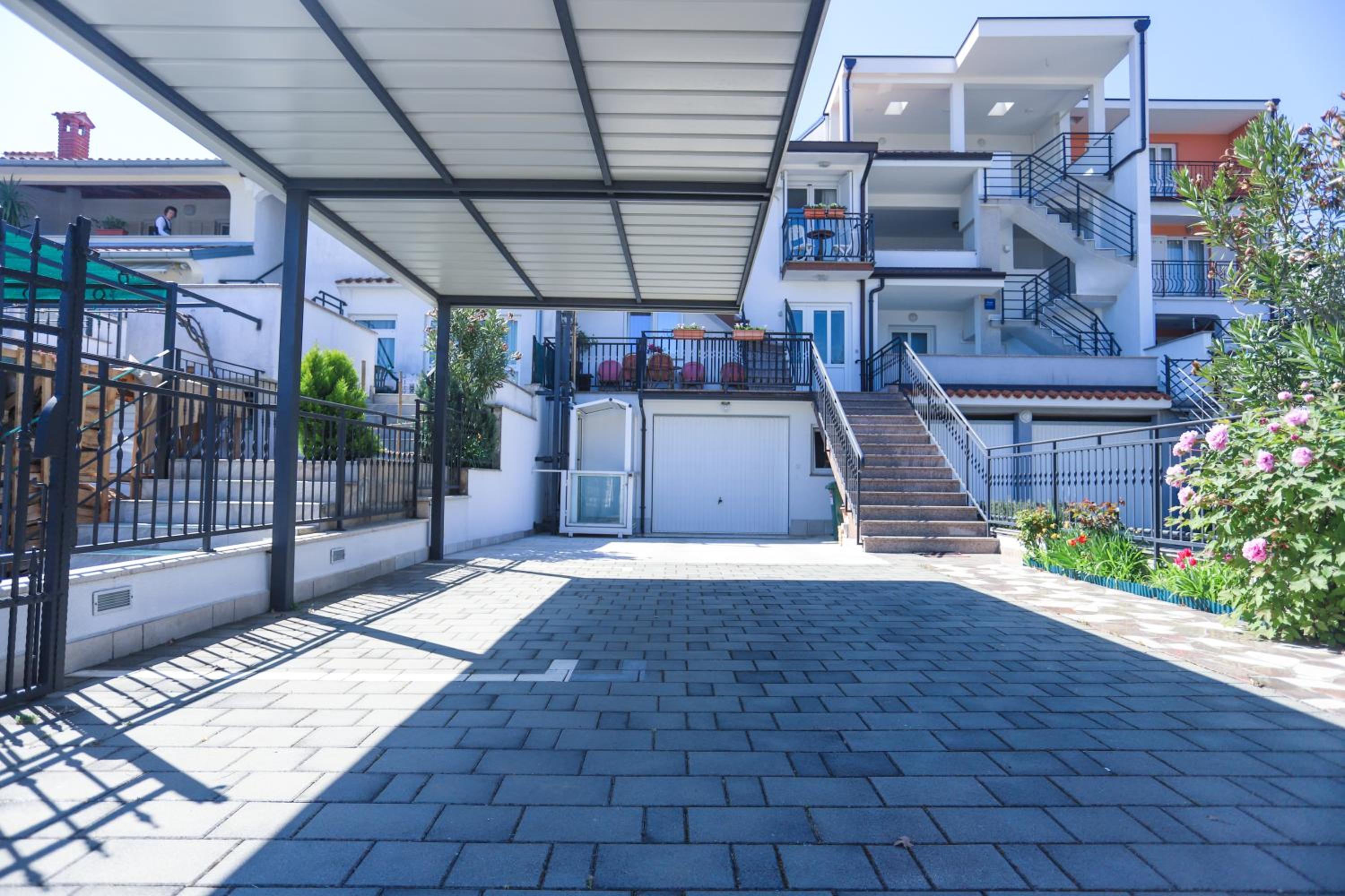 Apartment Ivica