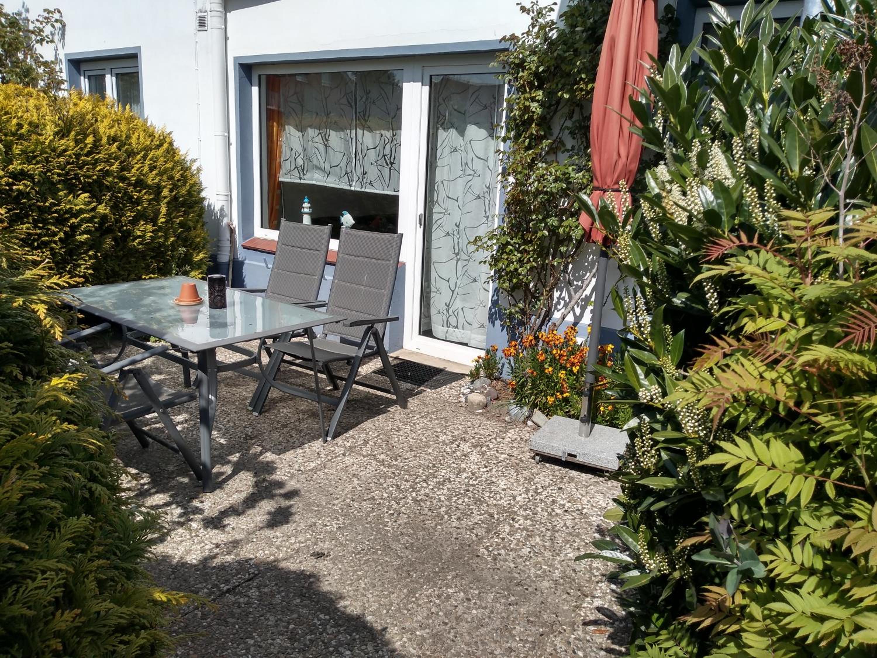 Fewo 7 mit Süd- Terrasse 3 Zimmer Tischtennis Schaukel