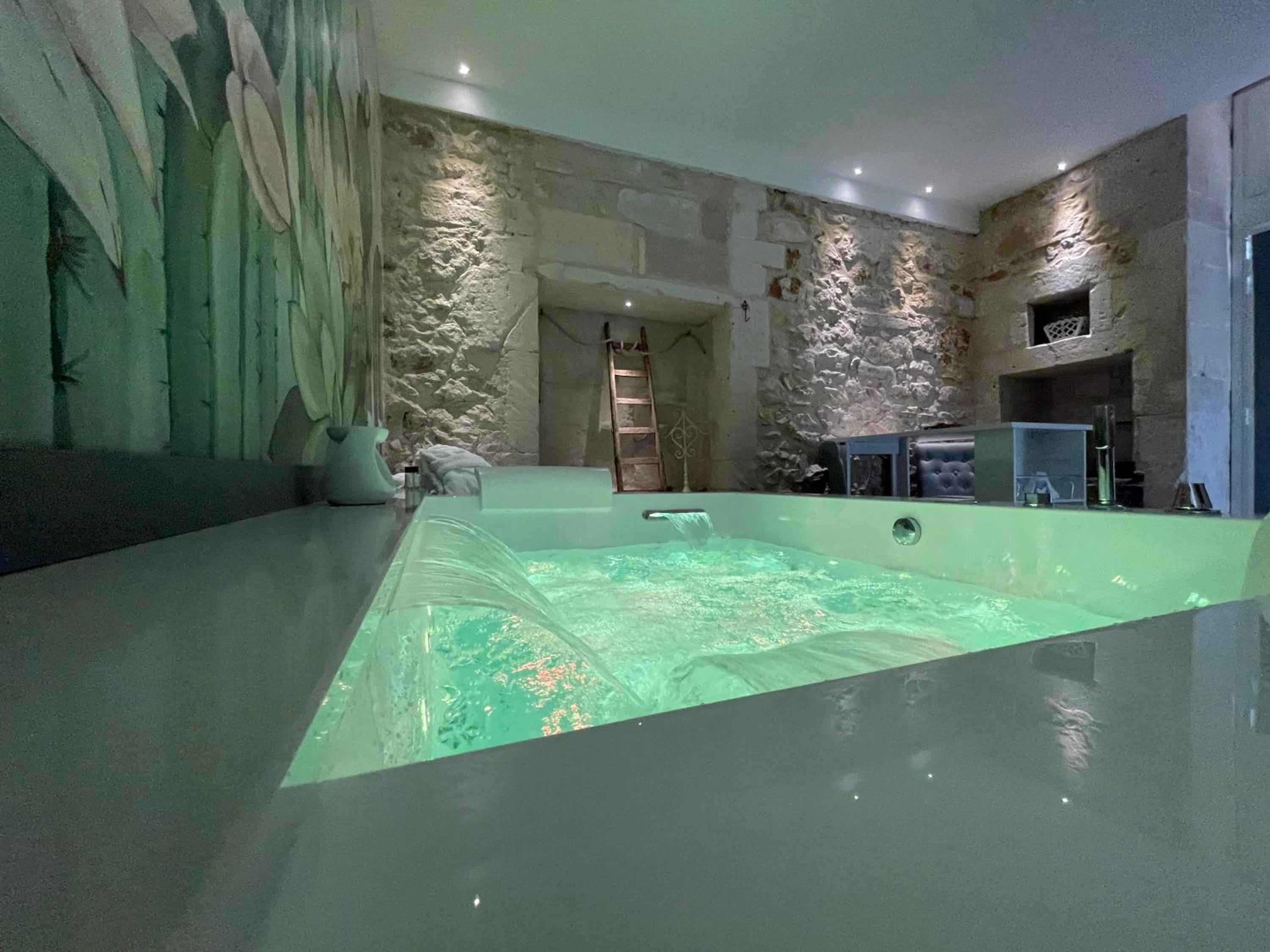 SiricyAus Luxury Room photo 2