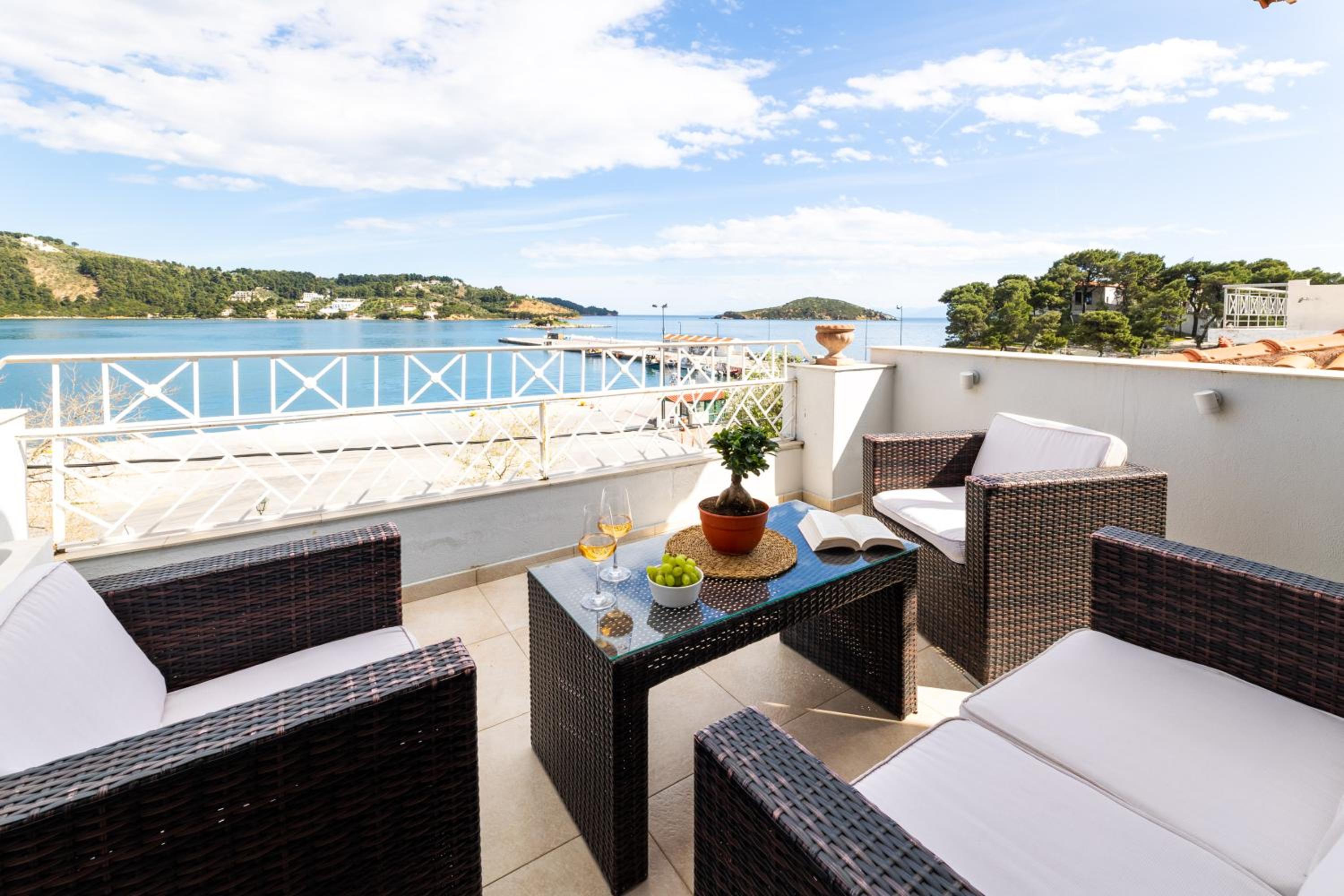 Hotel Casa Blue Sea View, Philian Collection - Image 1