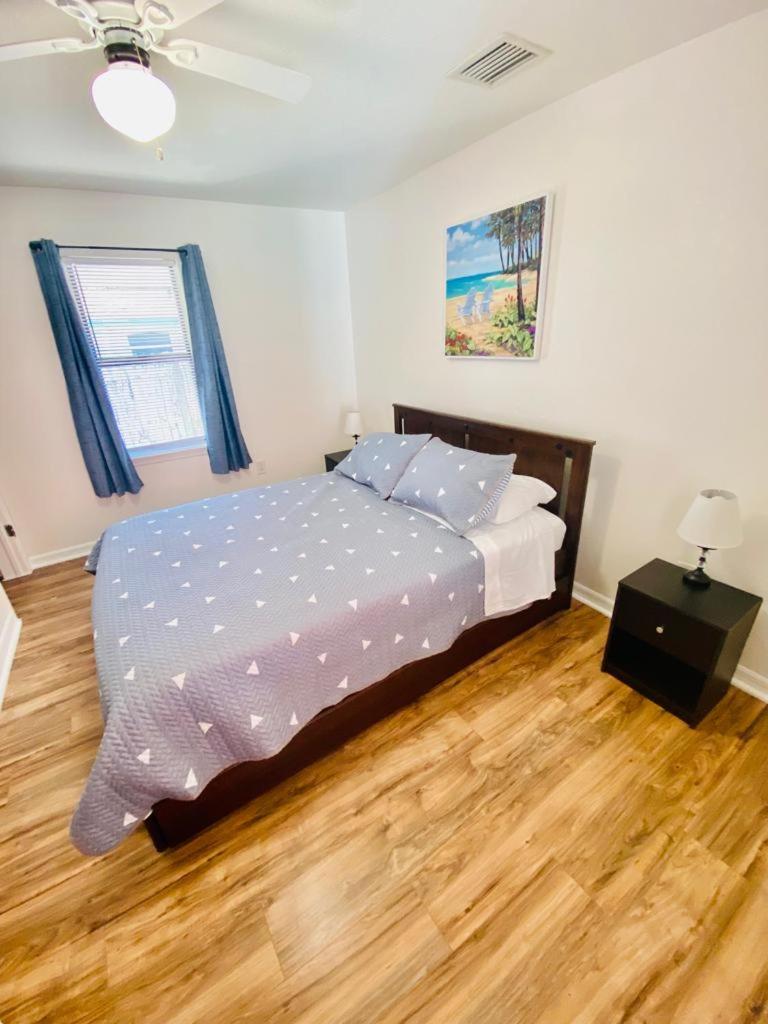 Two Fully Equipped Apartments and a Studio 5 miles from the beach view 3