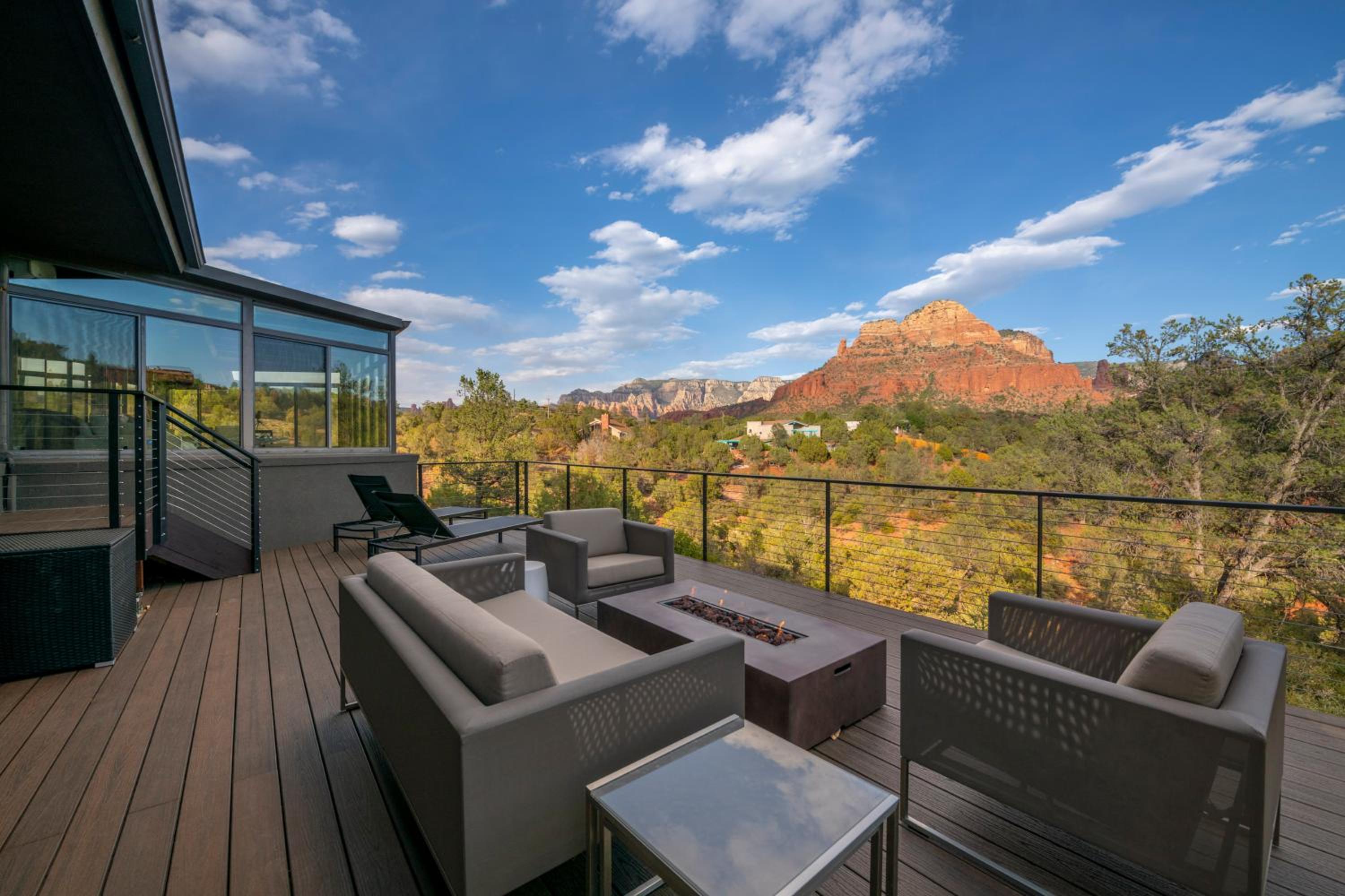 Hotel Sedona Red Rock Paradise Amazing Views and Hot Tub - Image 1