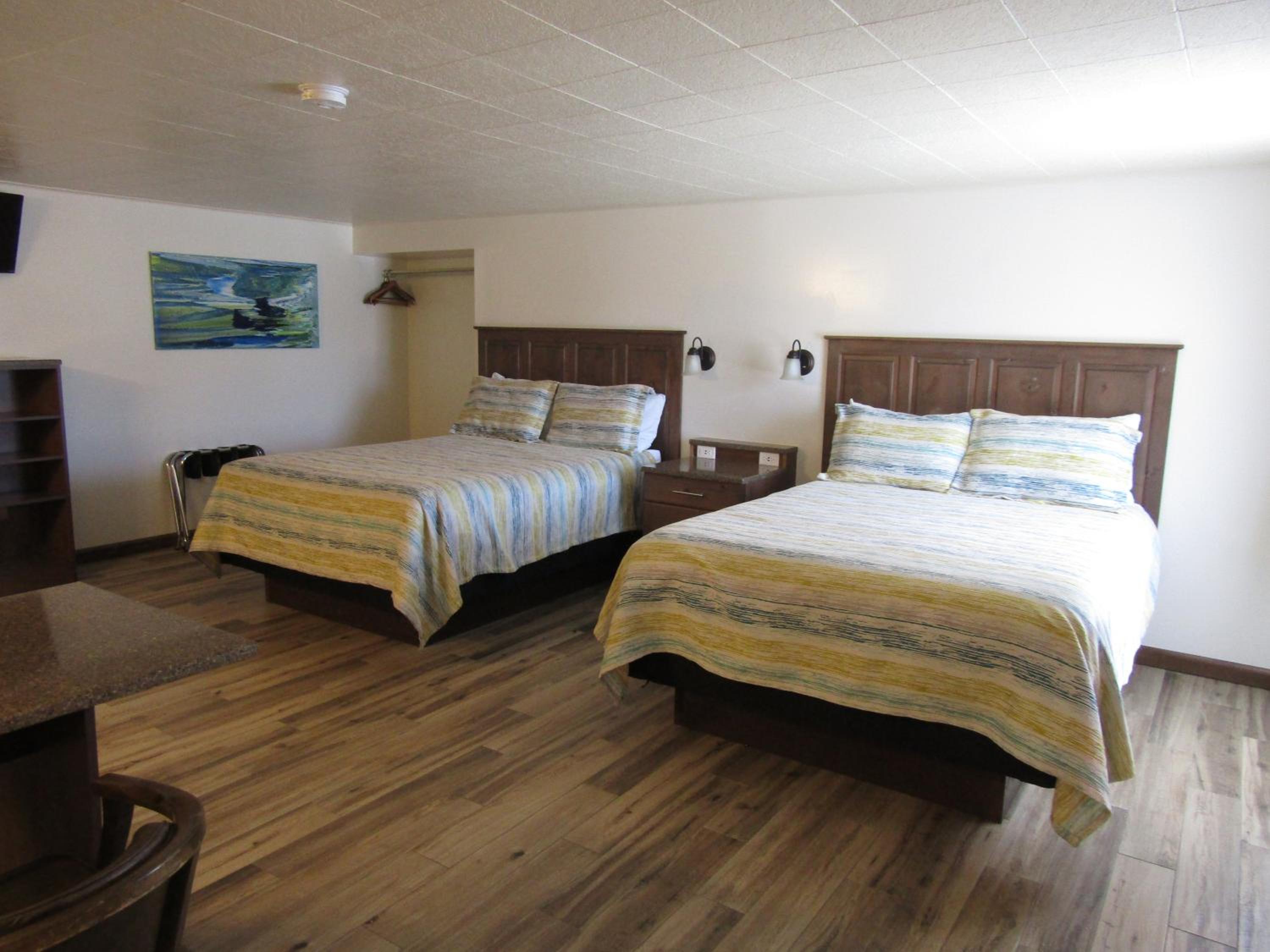 Lamplighter Lodge