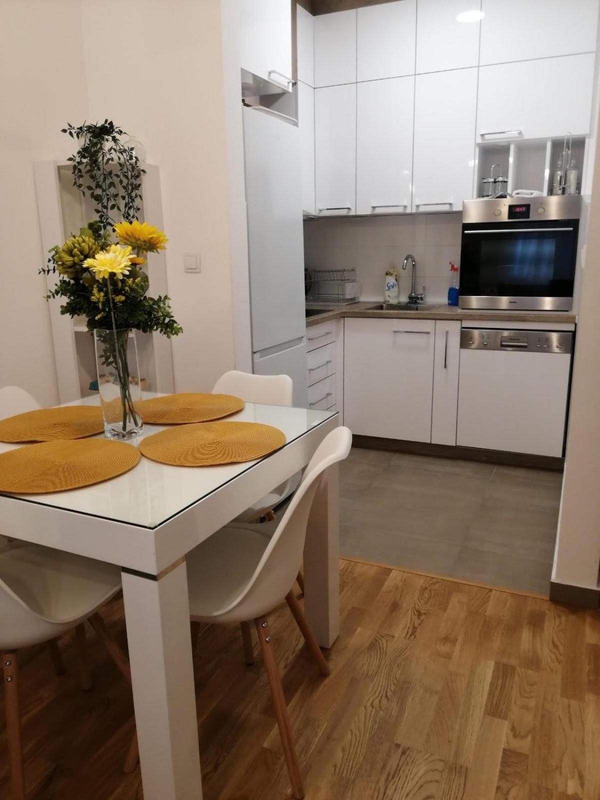 Center Sunrise Apartment view 2