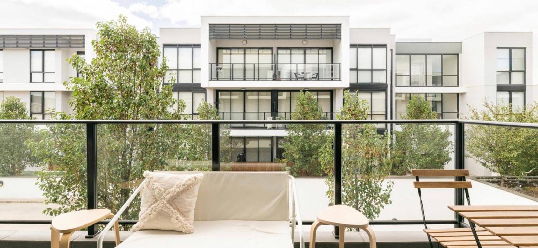 The Pas.Coe - A Stylish 1 bedroom unit with free parking.