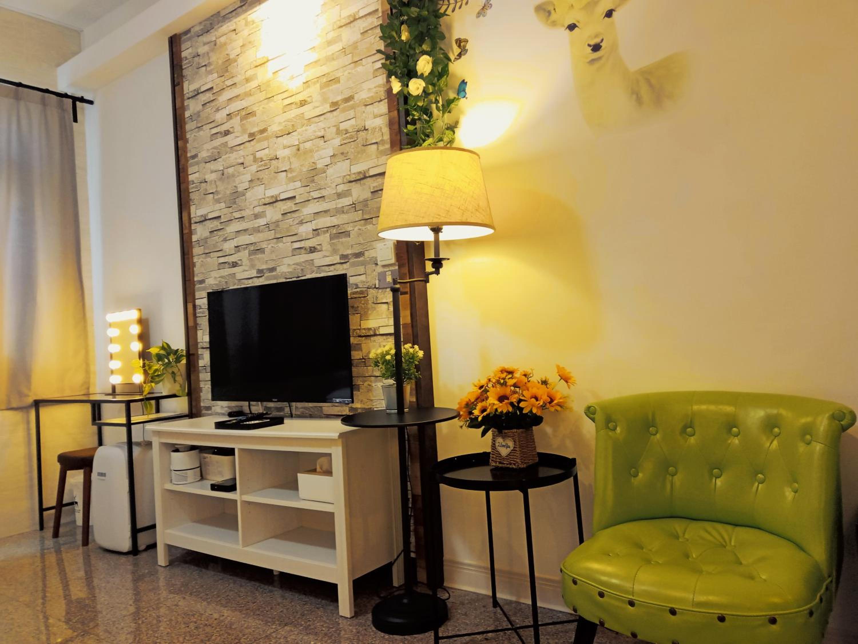 Lu-Kang Traveler Inns