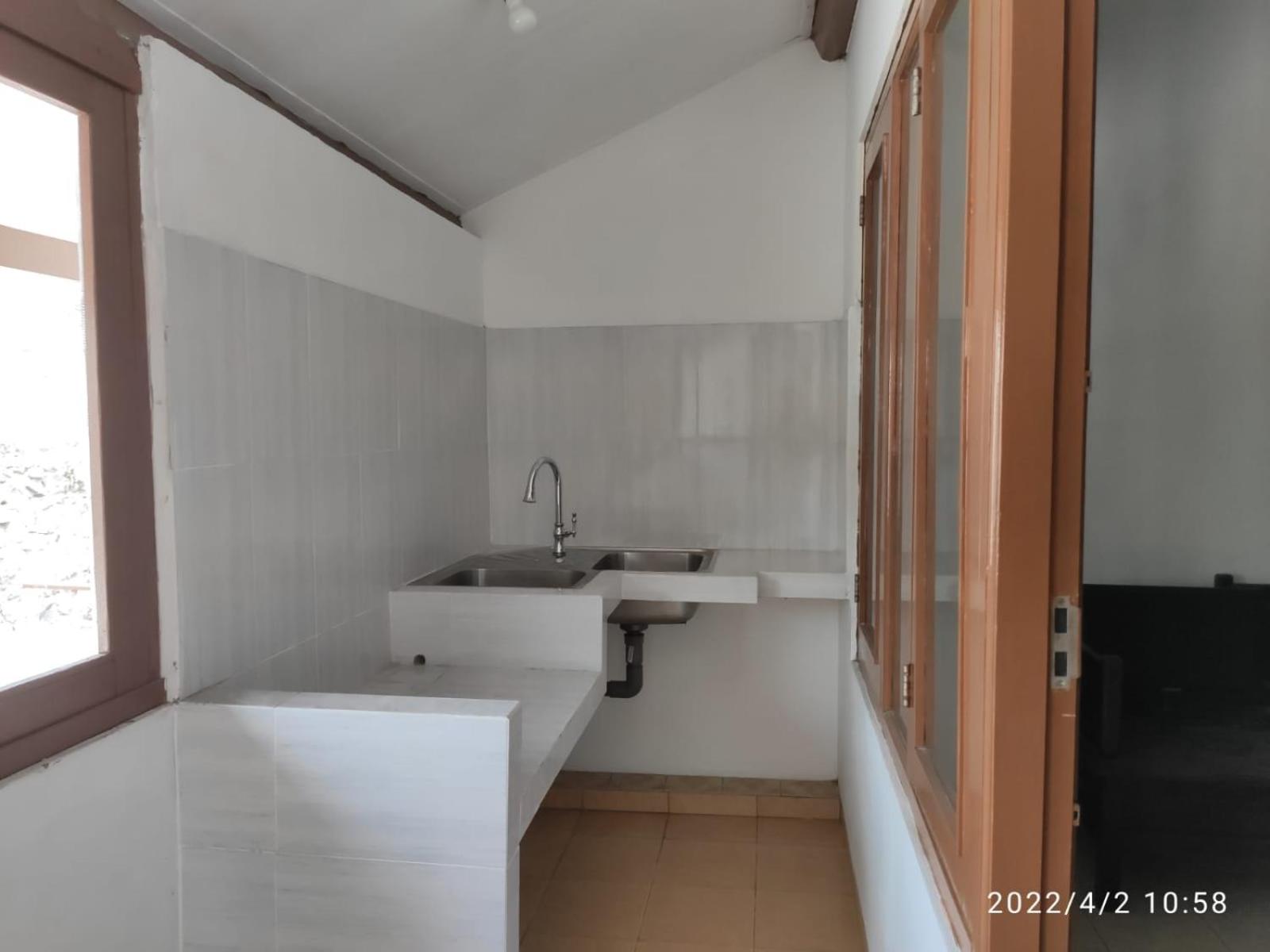 Kelana 2 Nice Homestay (5 Bed Rooms) Semarang view 5