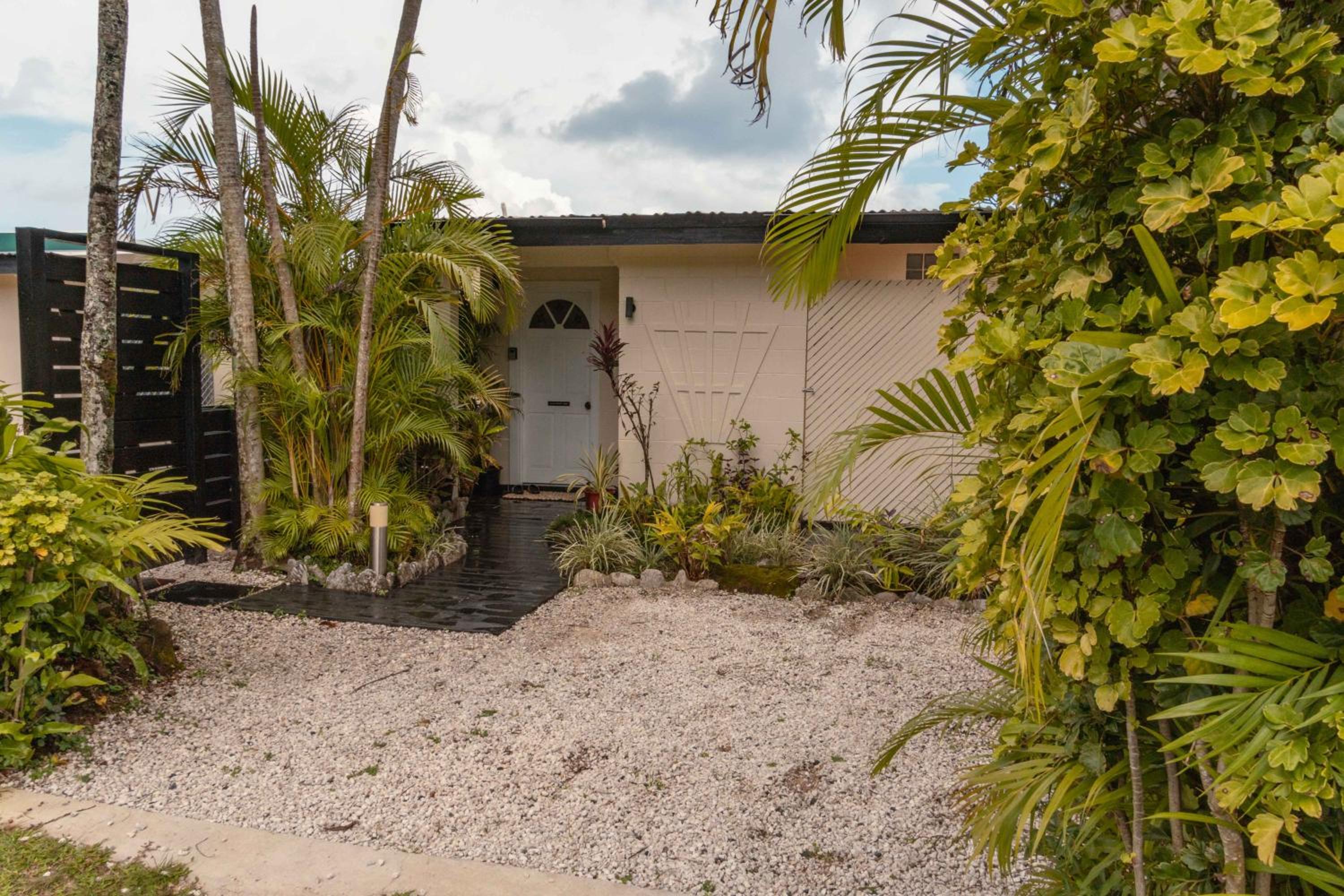 Take-A-Break Islander on the Beach Villa - Vaimaanga