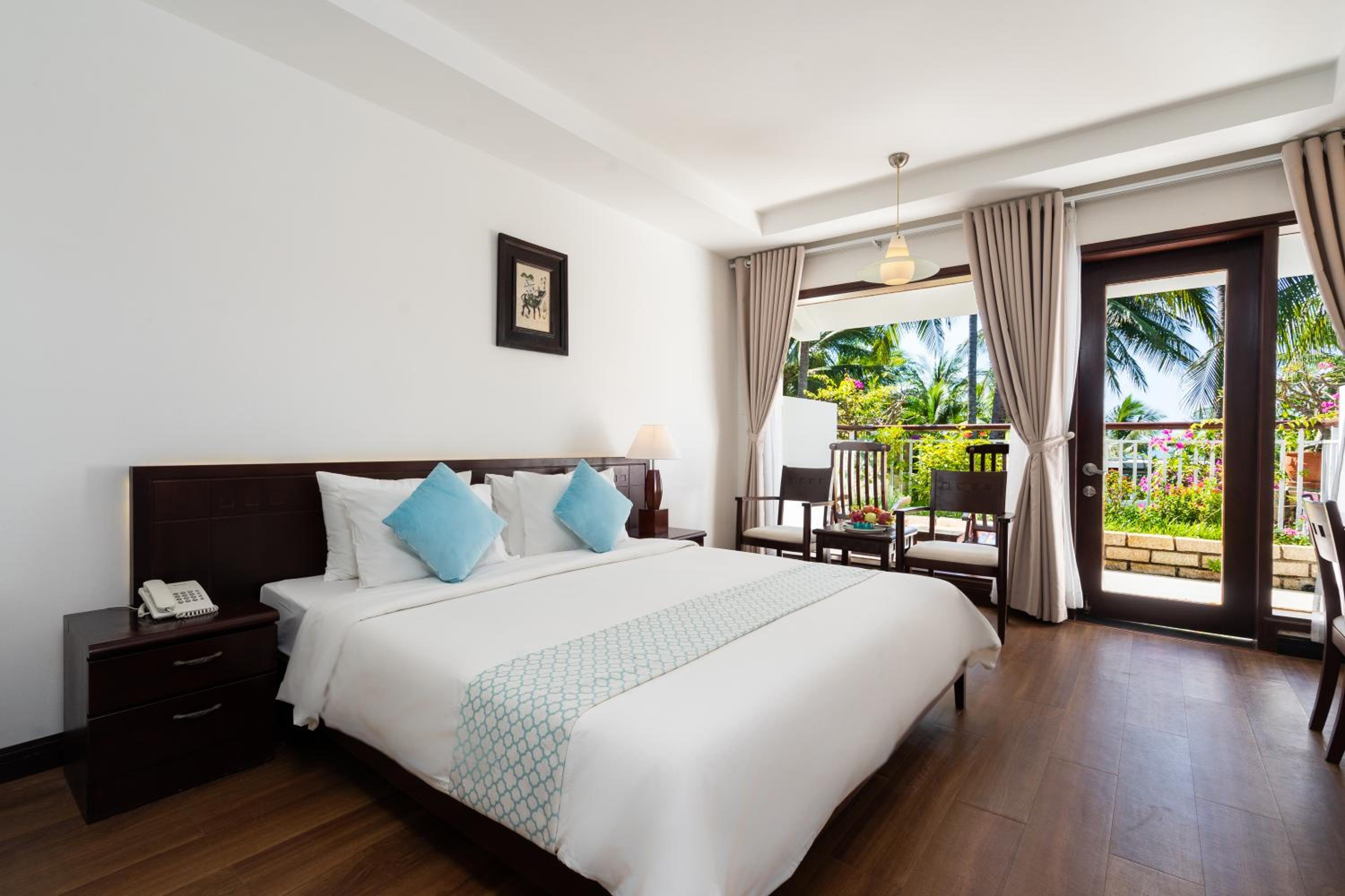 Hoang Ngoc Beach Resort
